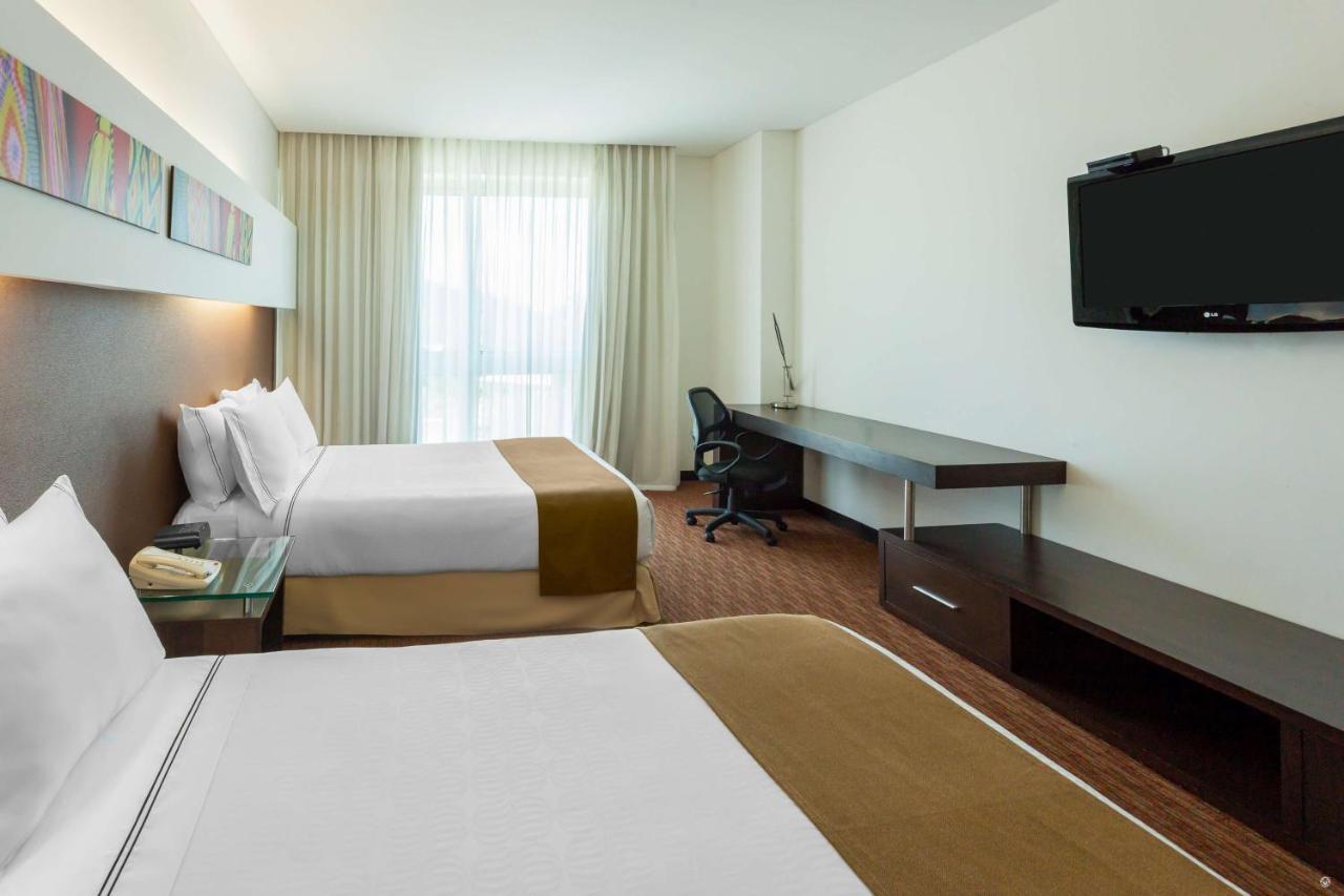 Standard Twin Room,1327798910:JPEG
