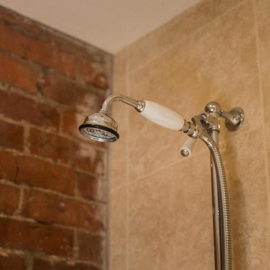 Deluxe Double Room with Shower