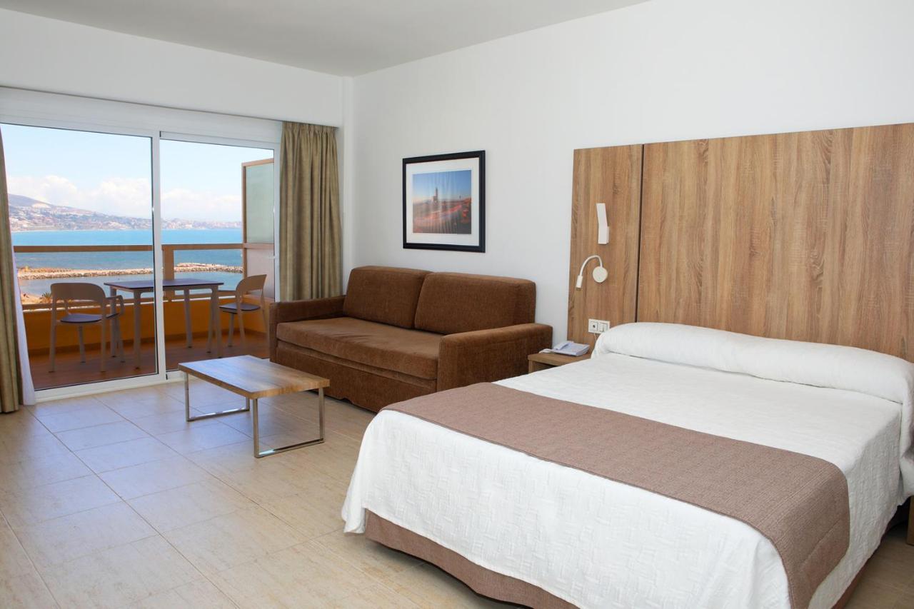 Estudio Superior con vistas parciales al mar