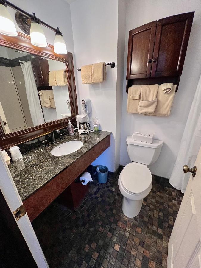Double Room with Two Double Beds and Fireplace