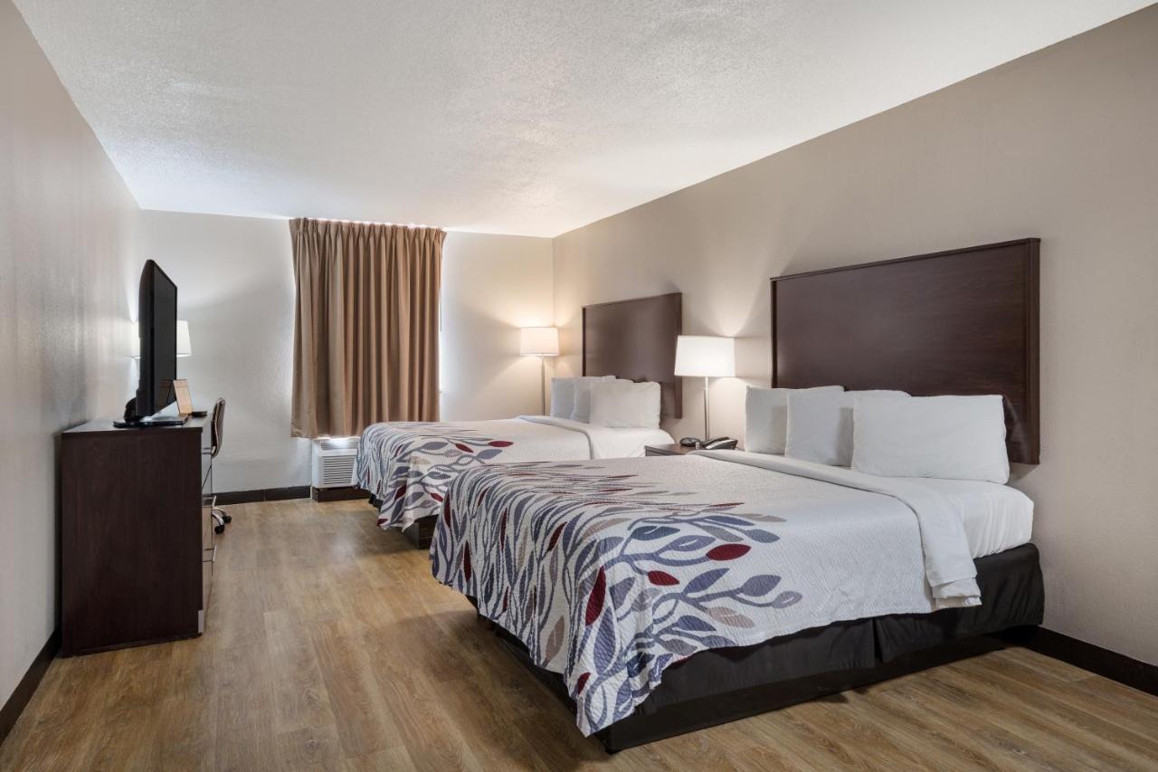 Deluxe Room with 2 Queen Beds Non-Smoking