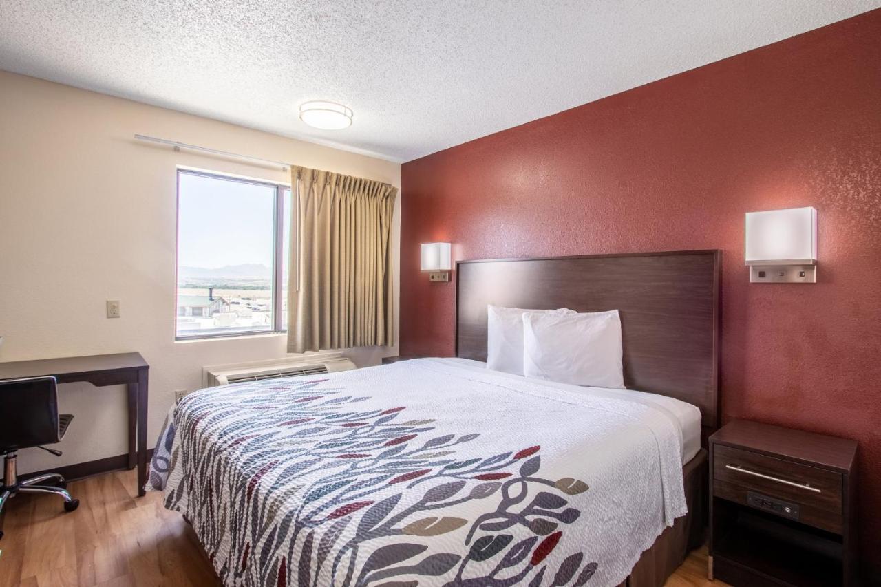 Deluxe Room One Double Bed Disability Access Non-Smoking
