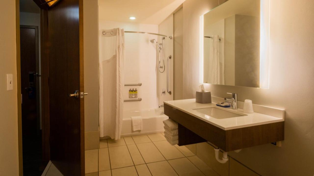 Suite Mobility Access or Hearing Accessible