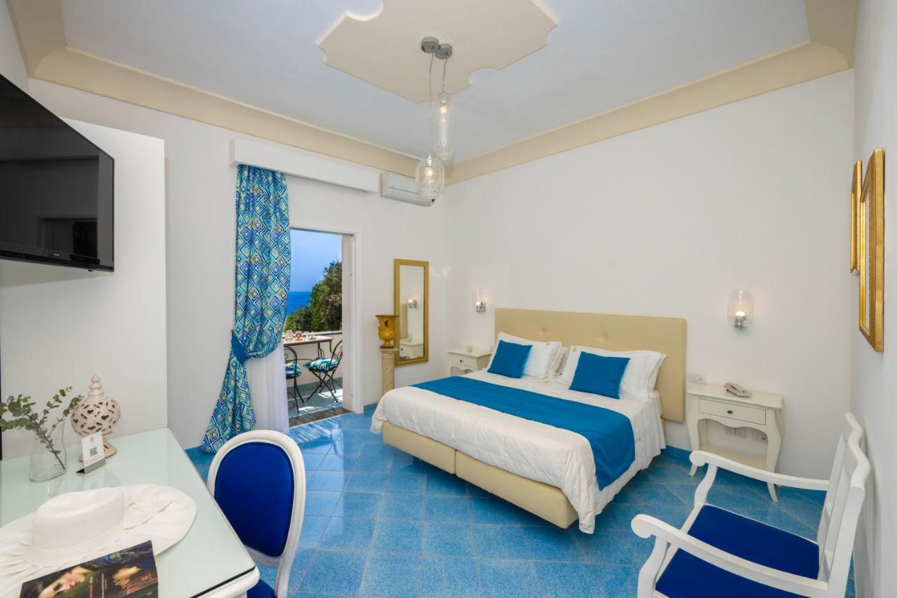 Standard Double/Twin Room with Sea View