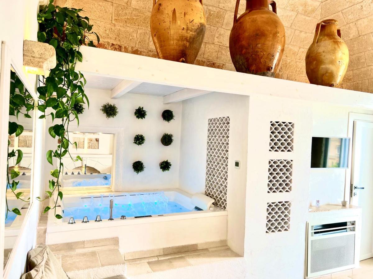 King Room Spa Bath