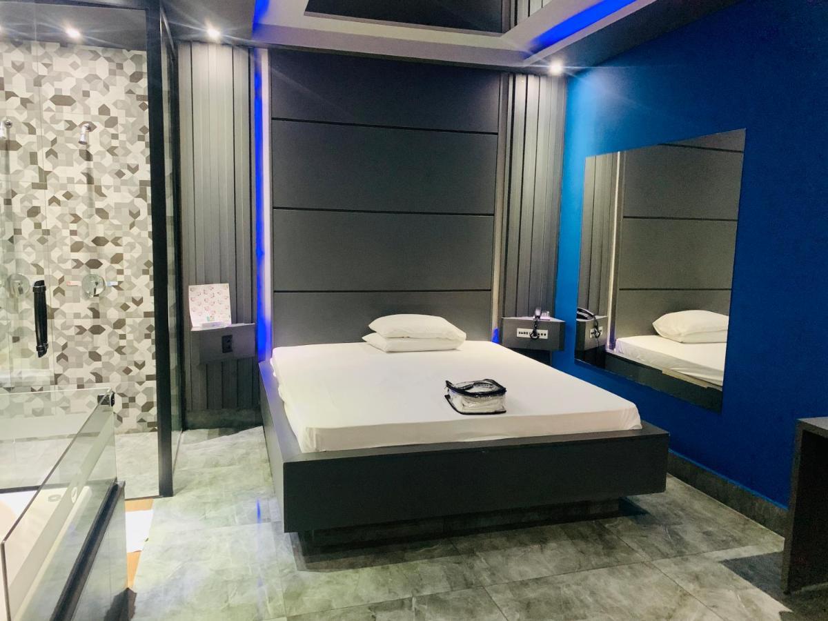 Double Room Spa Bath,1249825510:JPEG