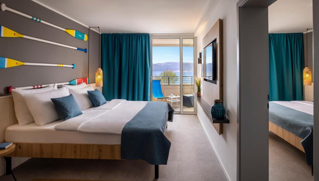 Zimmer für 2+2 Personen mit Meerblick