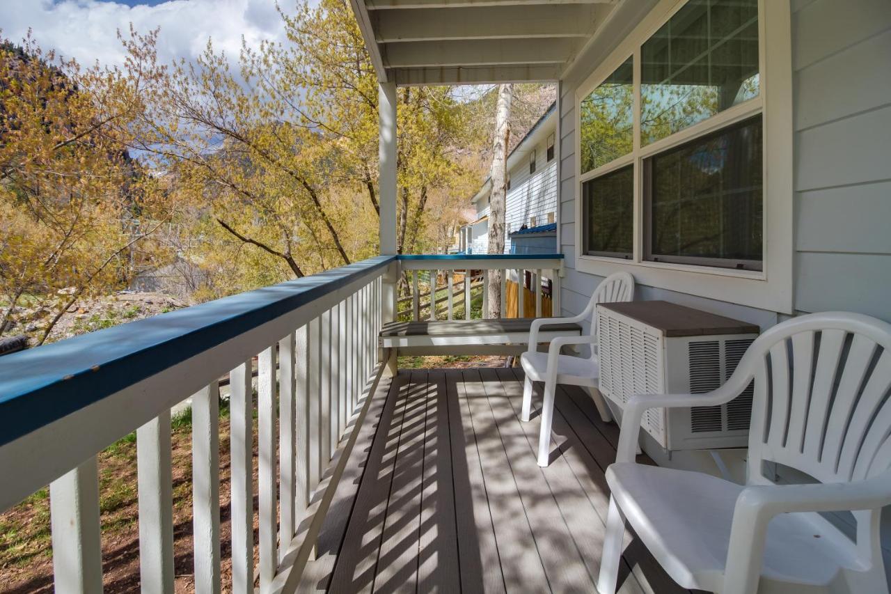 Pet Friendly Two-Bedroom Suite River Walk Building