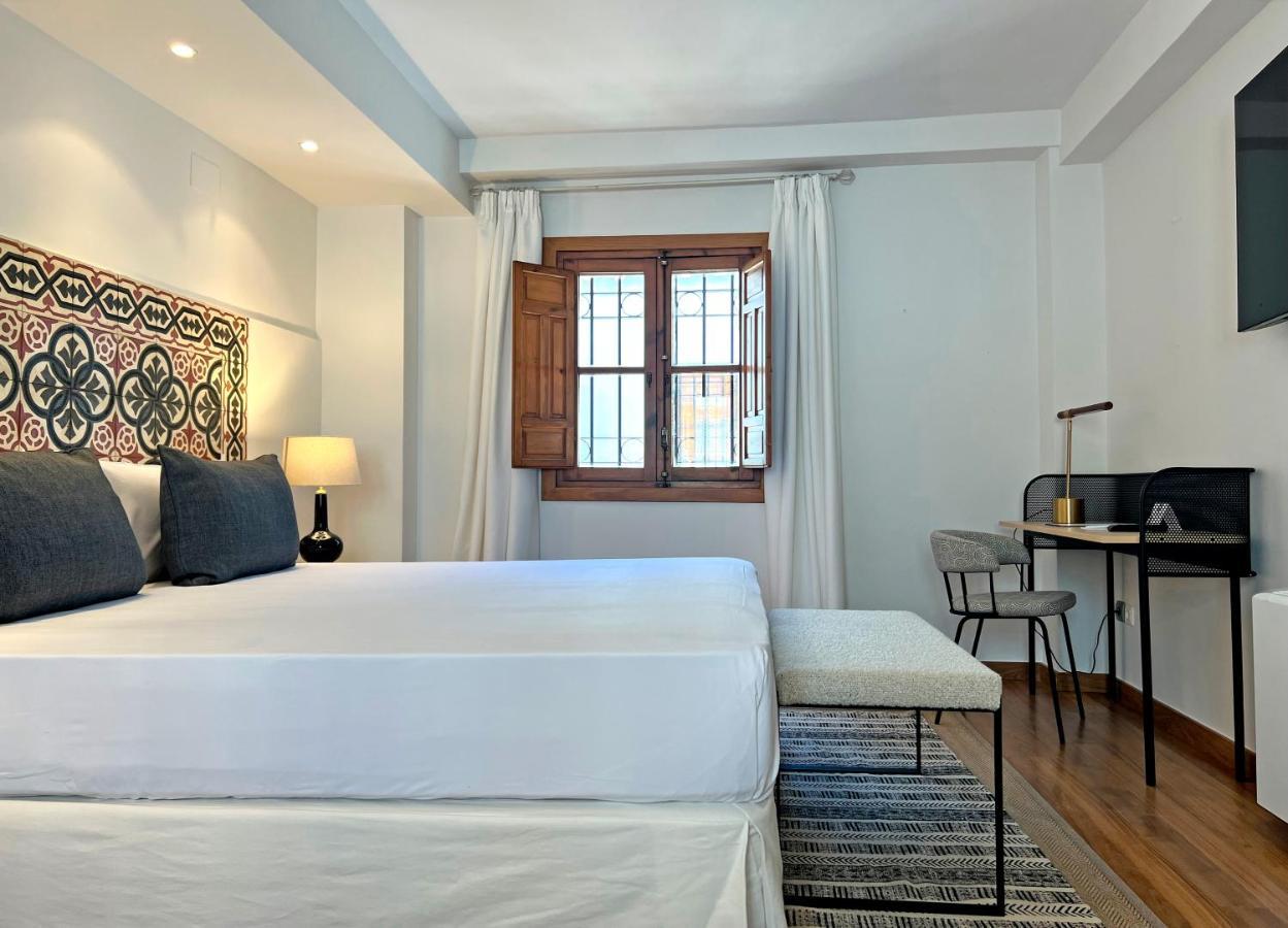 Triple Room,1253413201:JPEG