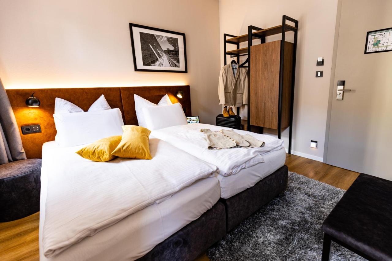 Doppelzimmer – Home