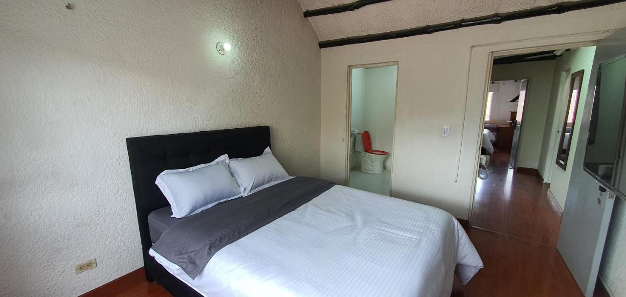 Double Room Private Bathroom