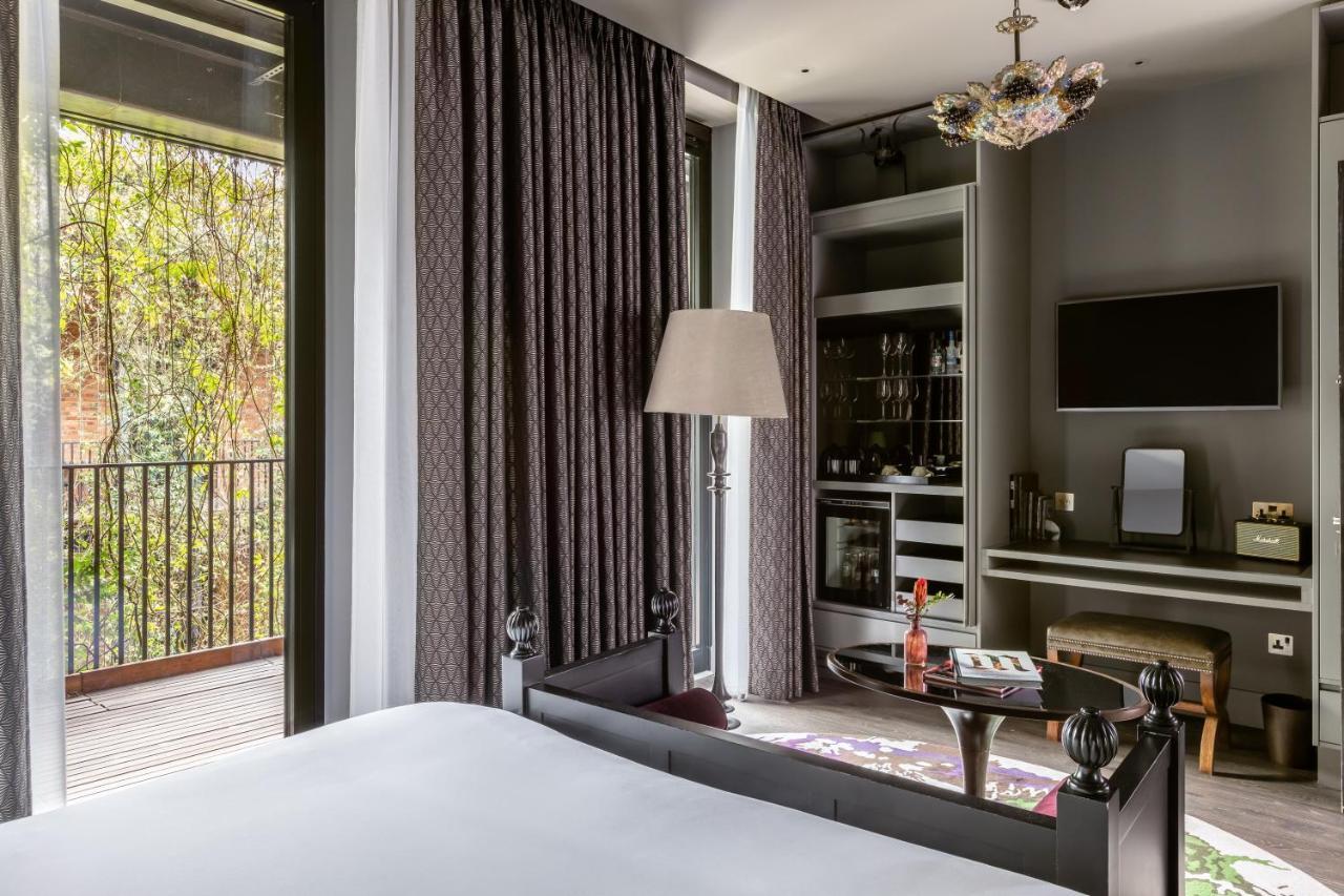 Terrace Room
