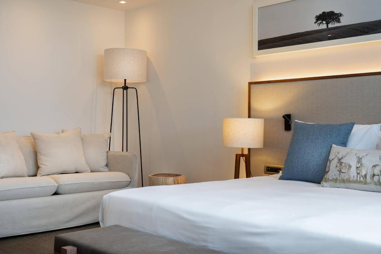 Habitación Doble con vistas al jardín y a la piscina - 1 o 2 camas
