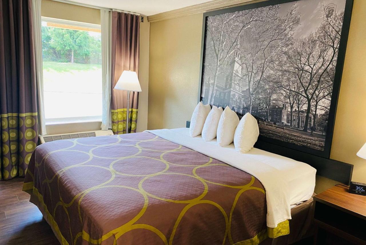 King Room - Mobility Access/Non-Smoking