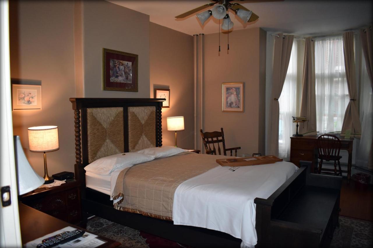 Queen Suite