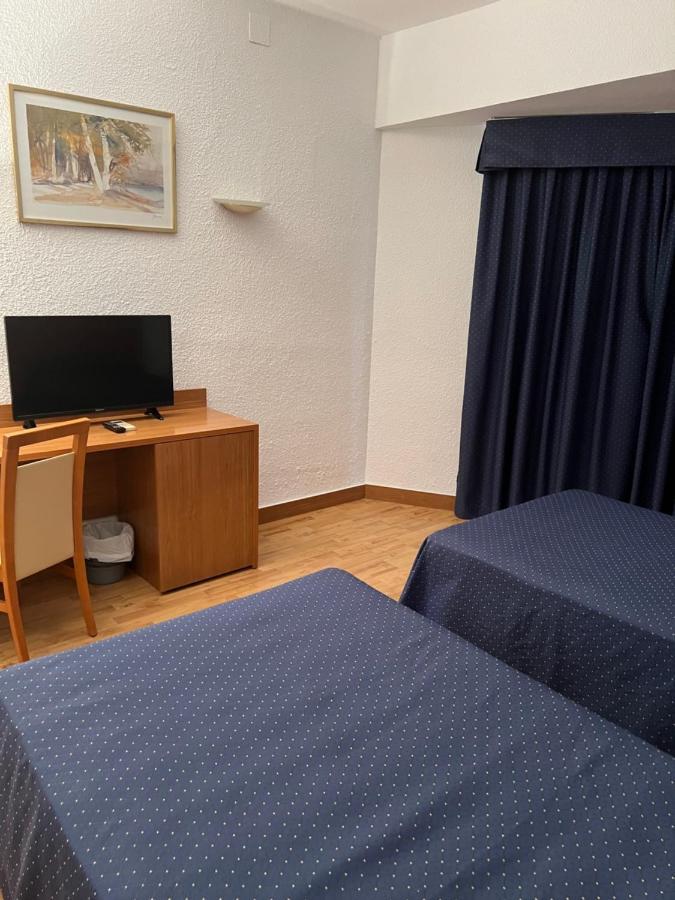 Basic Double Room