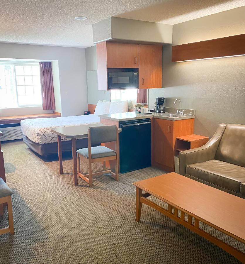 Queen Suite