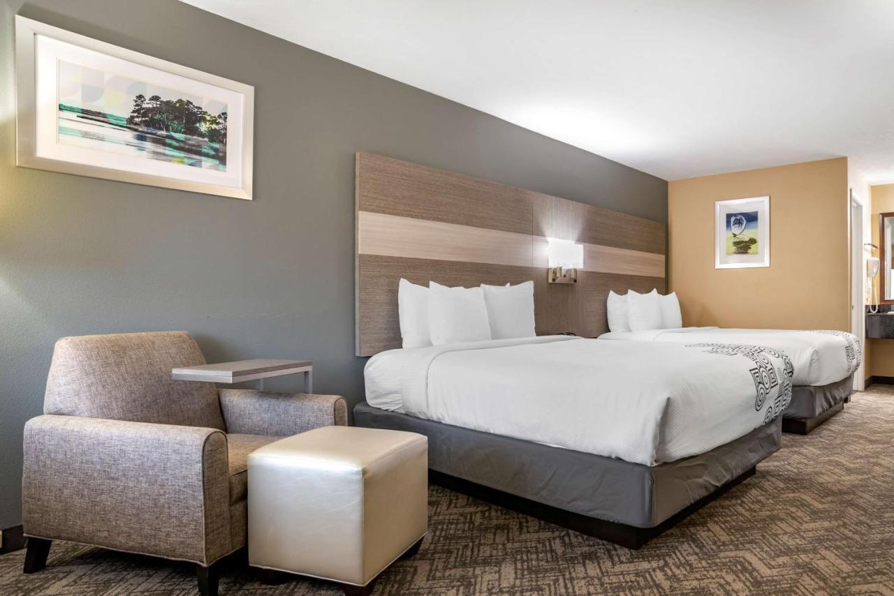 Queen Room Two Queen Beds