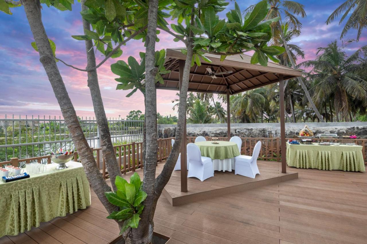 Garden Balcony Chalet GReaT Escape Complimentary Hi Tea