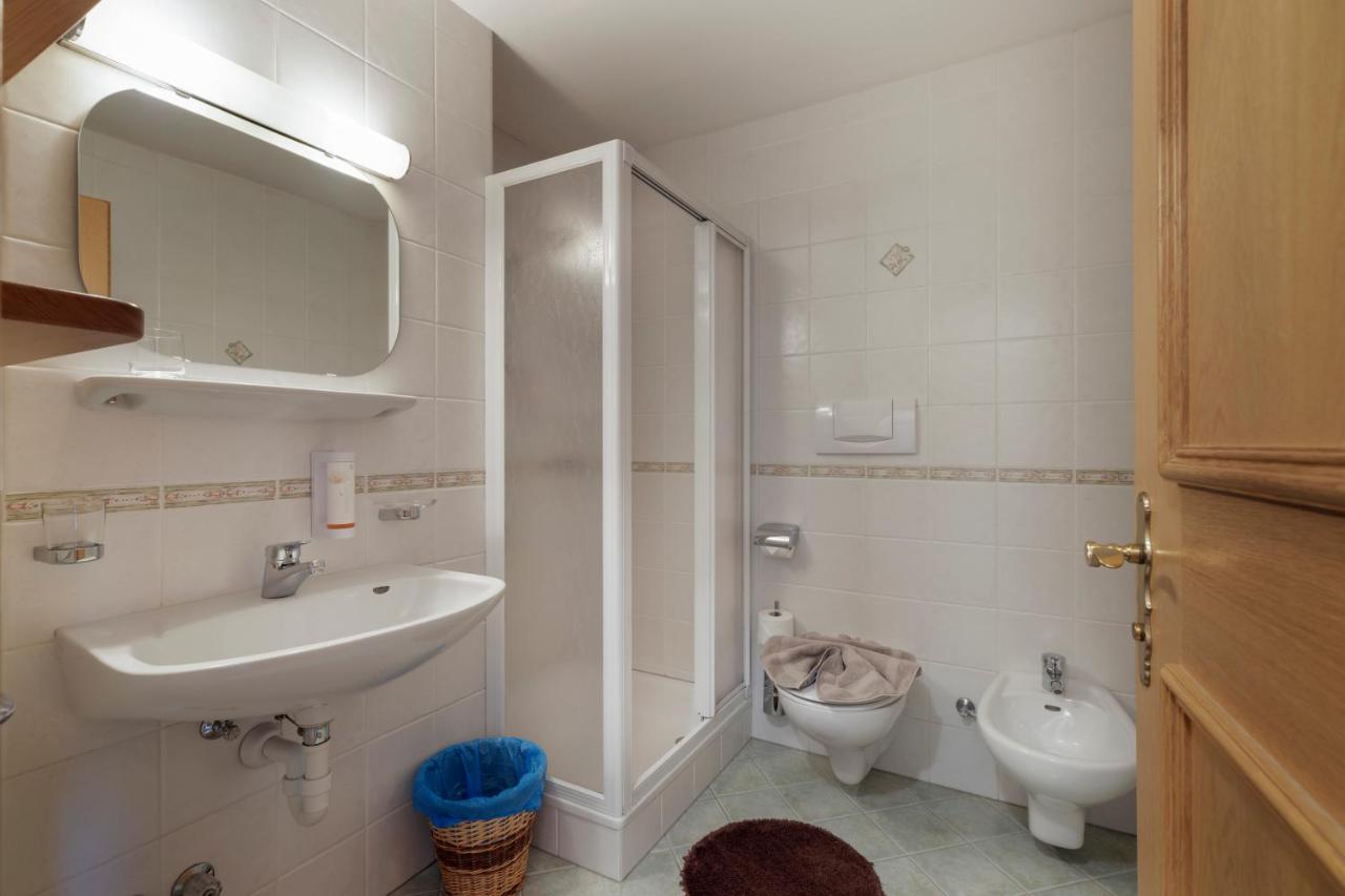 Double Room Balcony,1264552555:JPEG