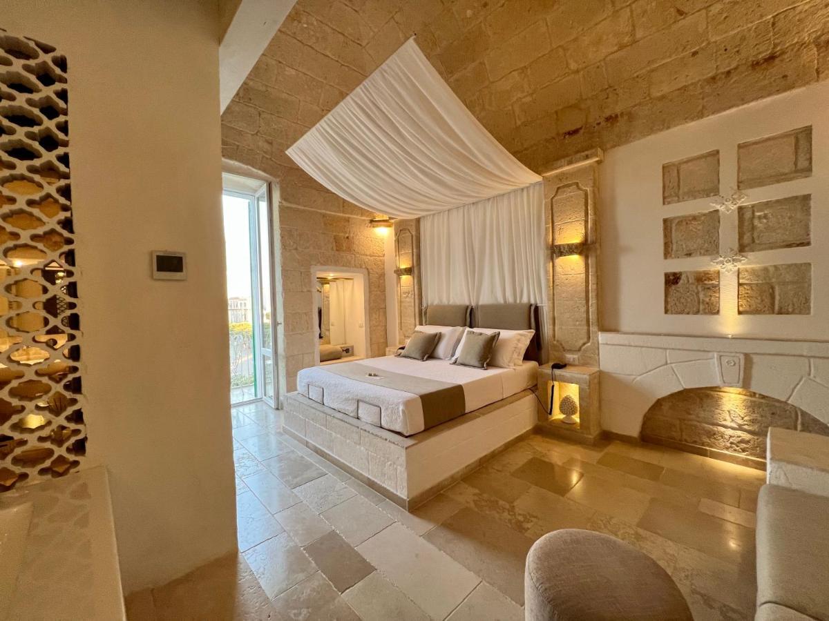 King Room Spa Bath