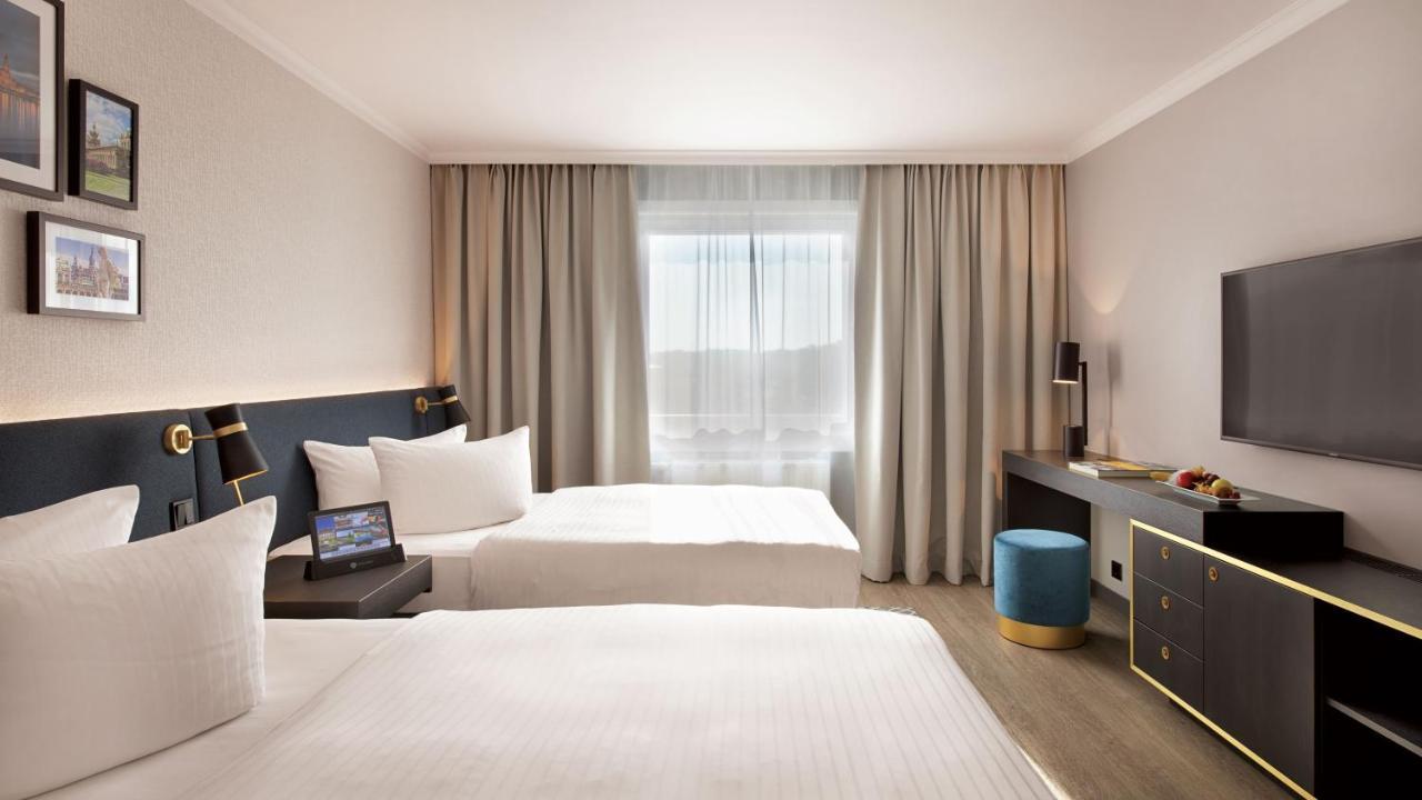 Bellevue Family Suite