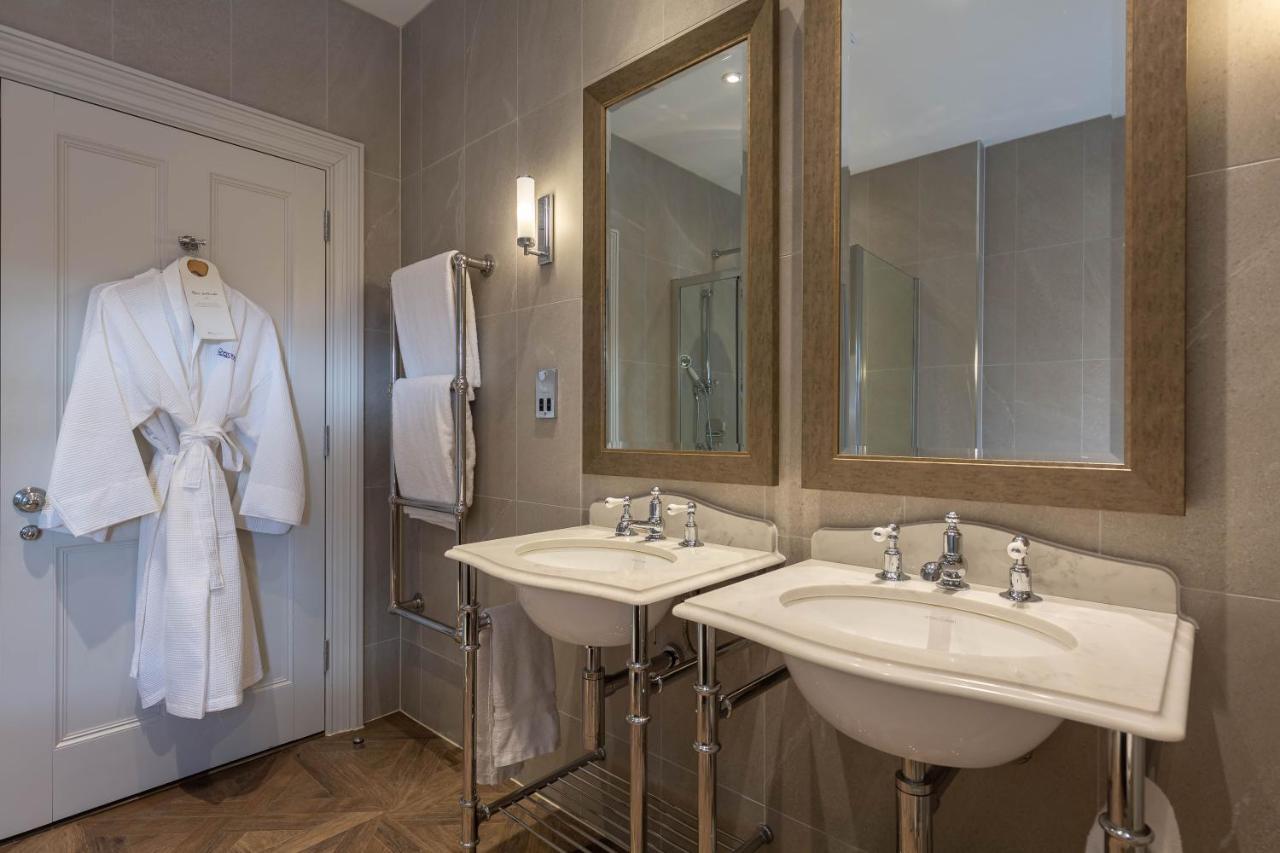 Superior Double Room Feature