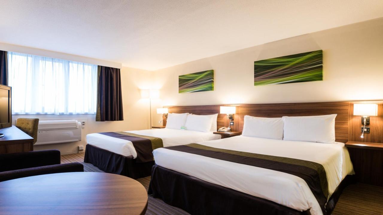 Standard Double Room with Two Double Beds