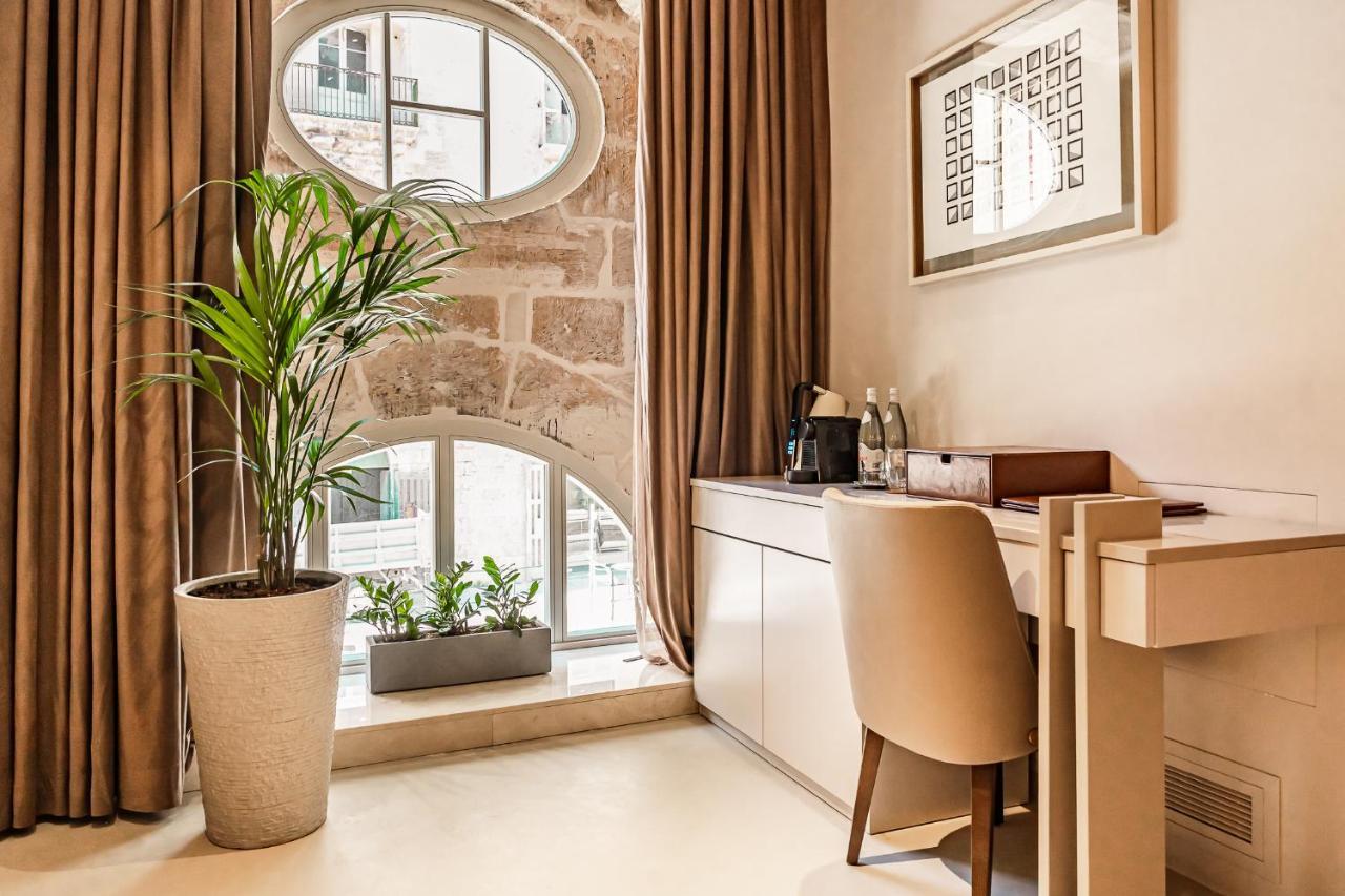Vitalis Room Annex