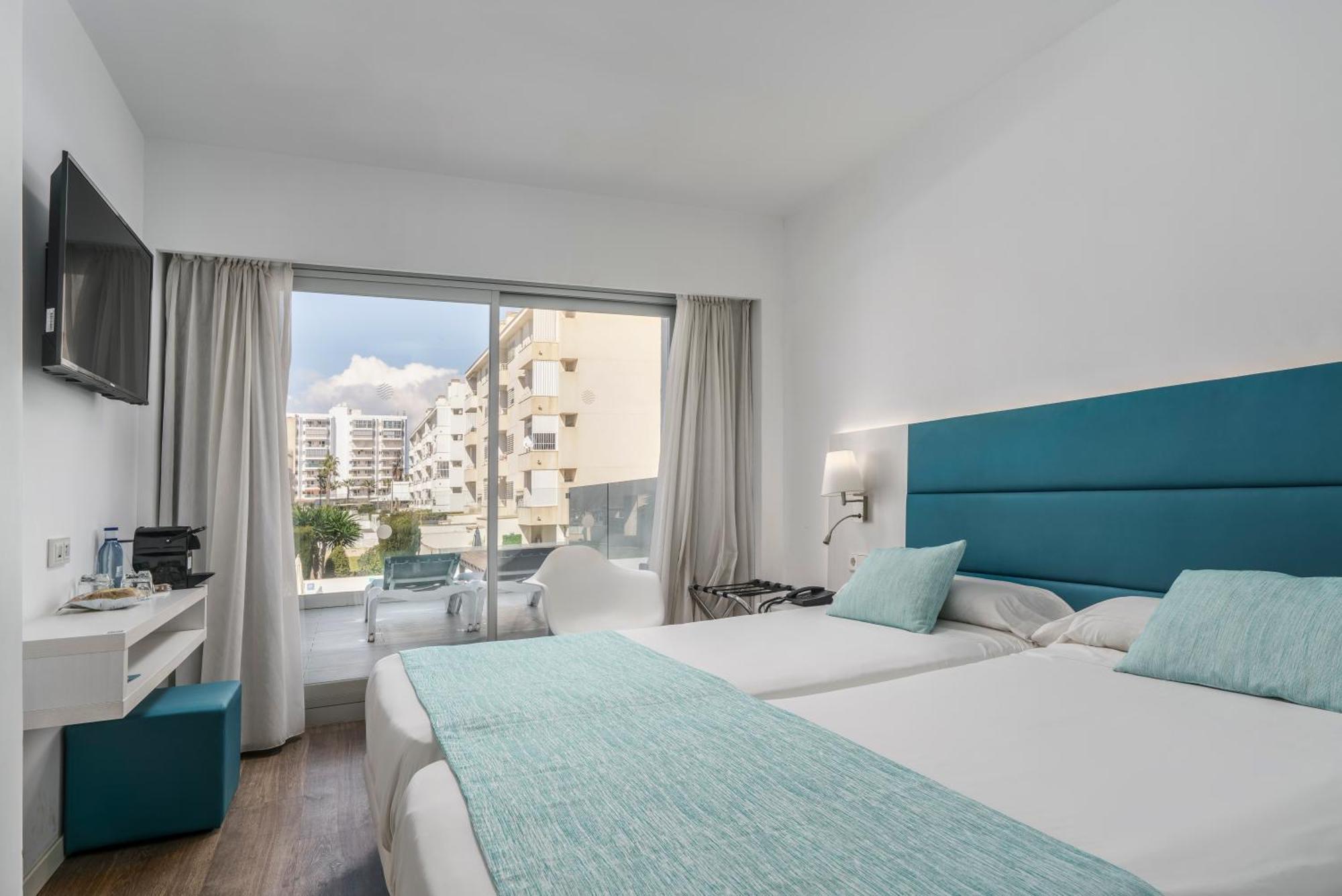 Superior Double Room Terrace,1272364744:JPEG