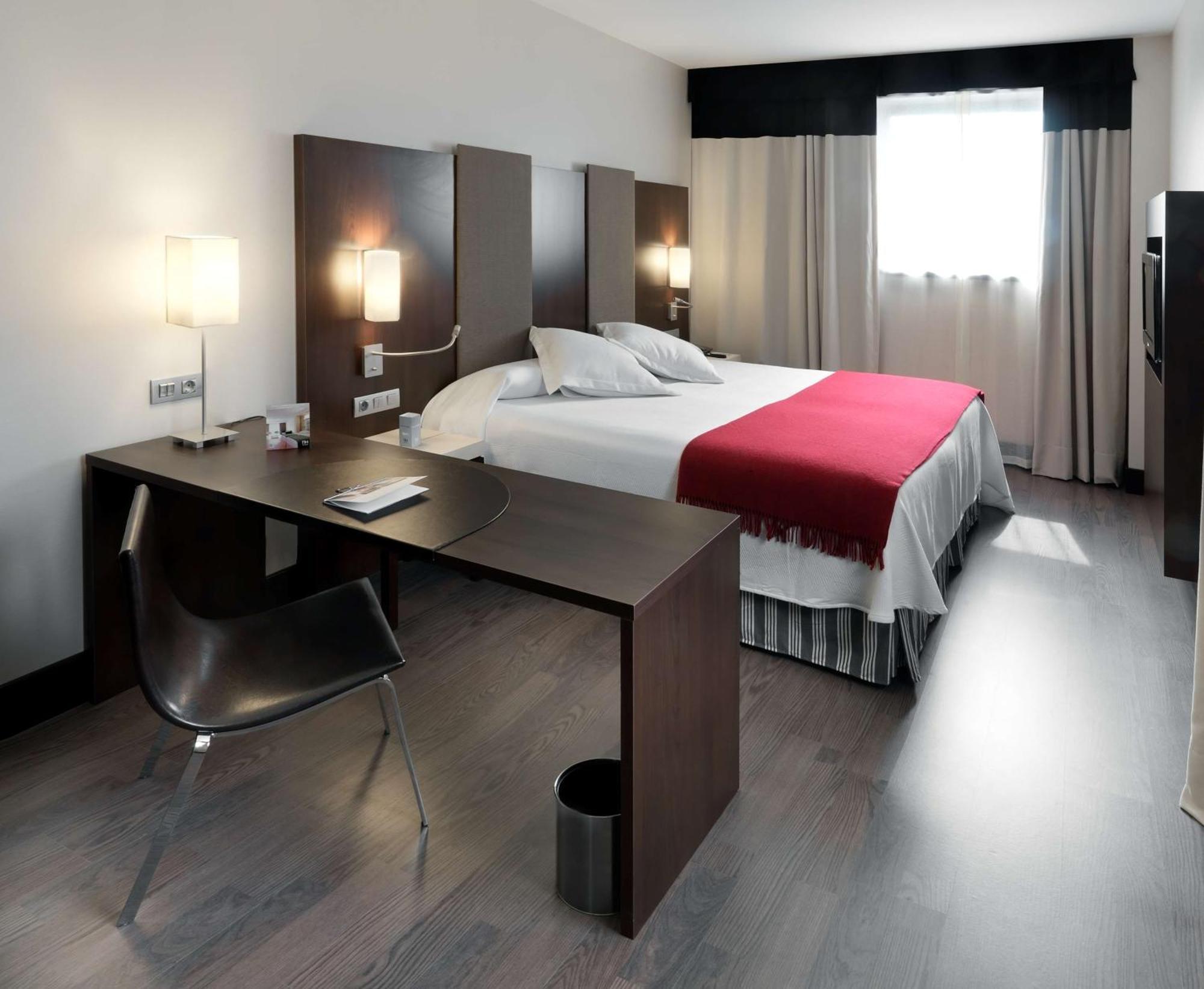 Standard Double or Twin Room,1657149712:JPEG