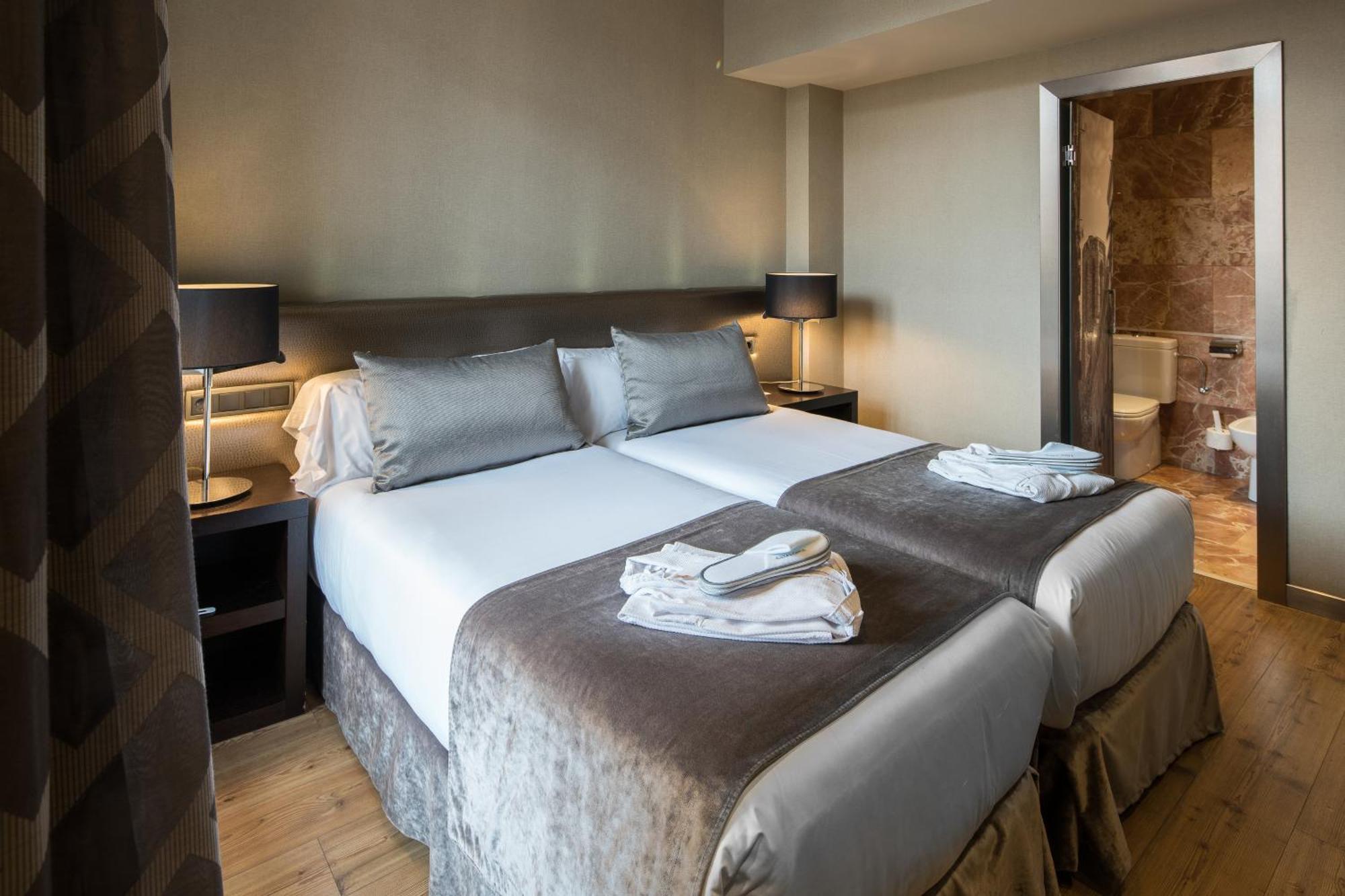 Double or Twin Room Terrace,1272977719:JPEG