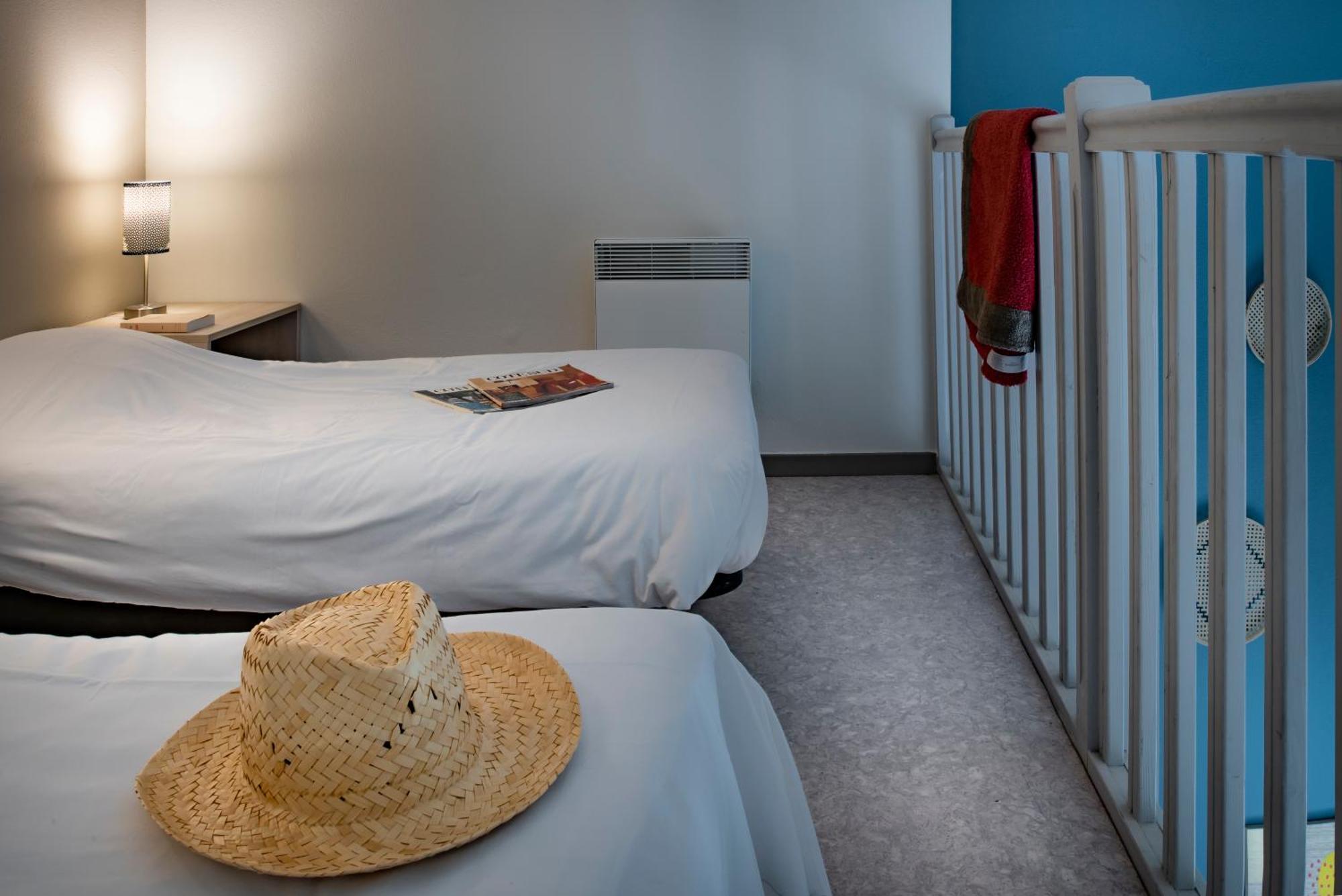 House Mezzanine Hotel Service