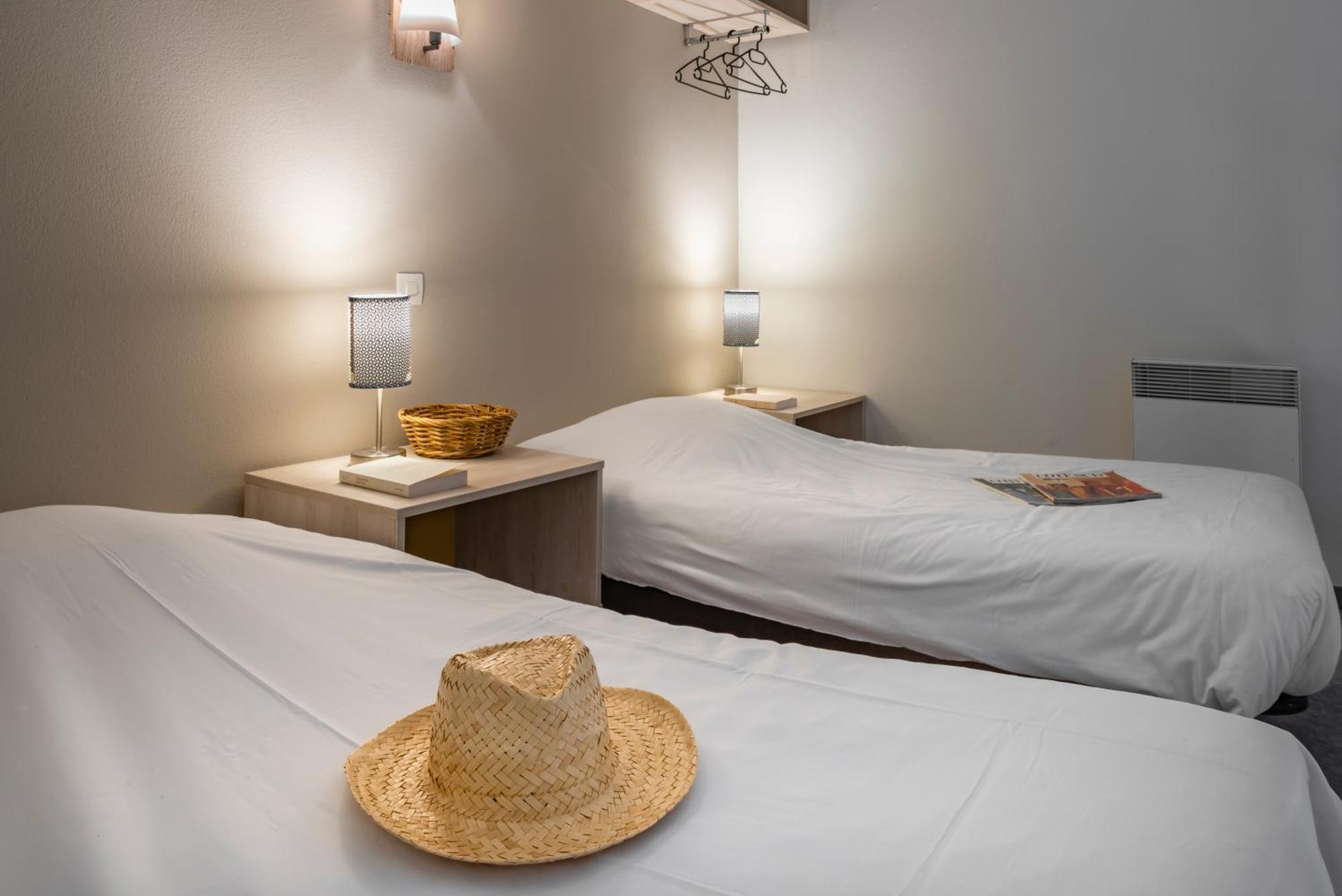 House Mezzanine Hotel Service