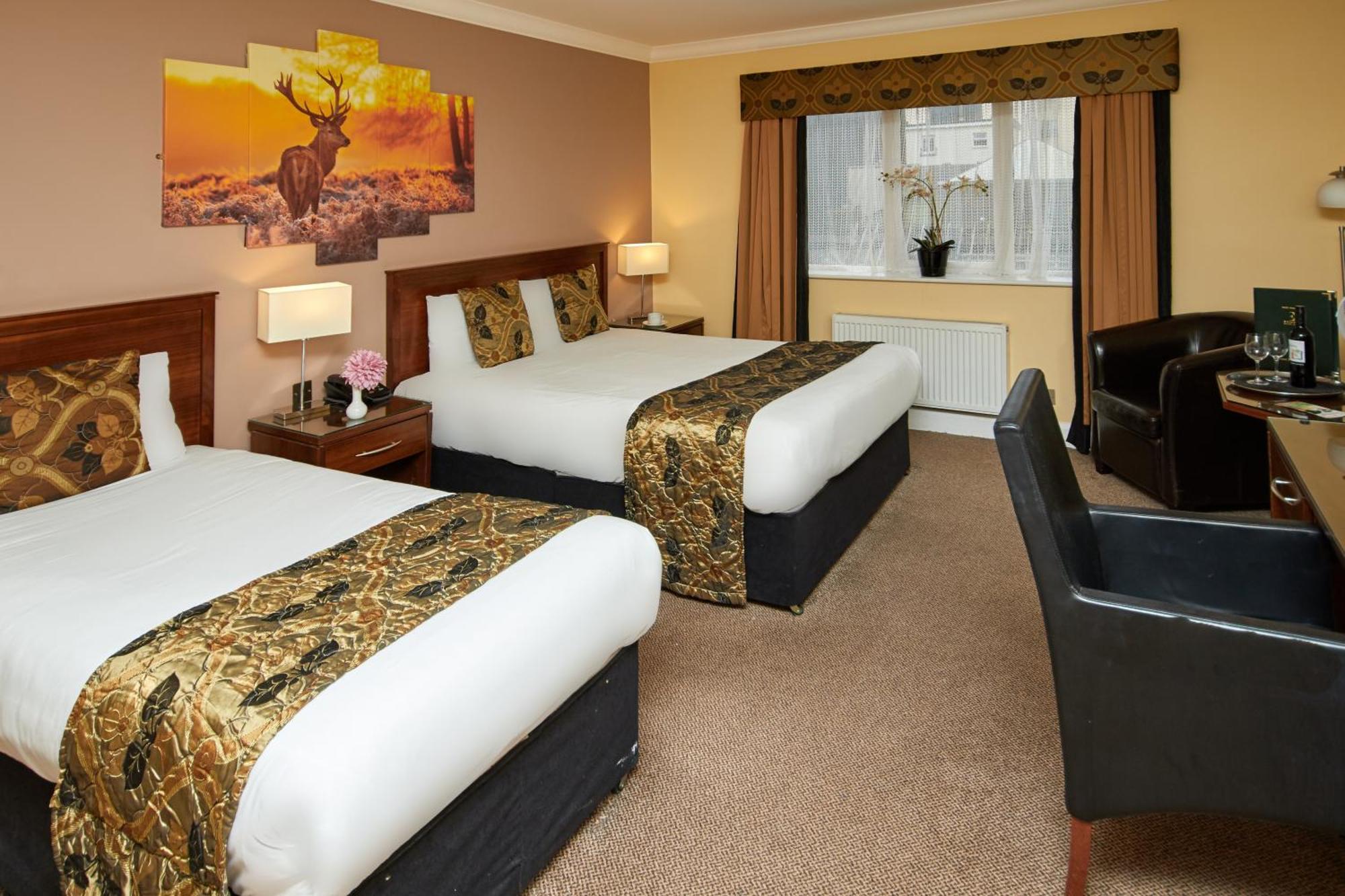 Deluxe King or Twin Room