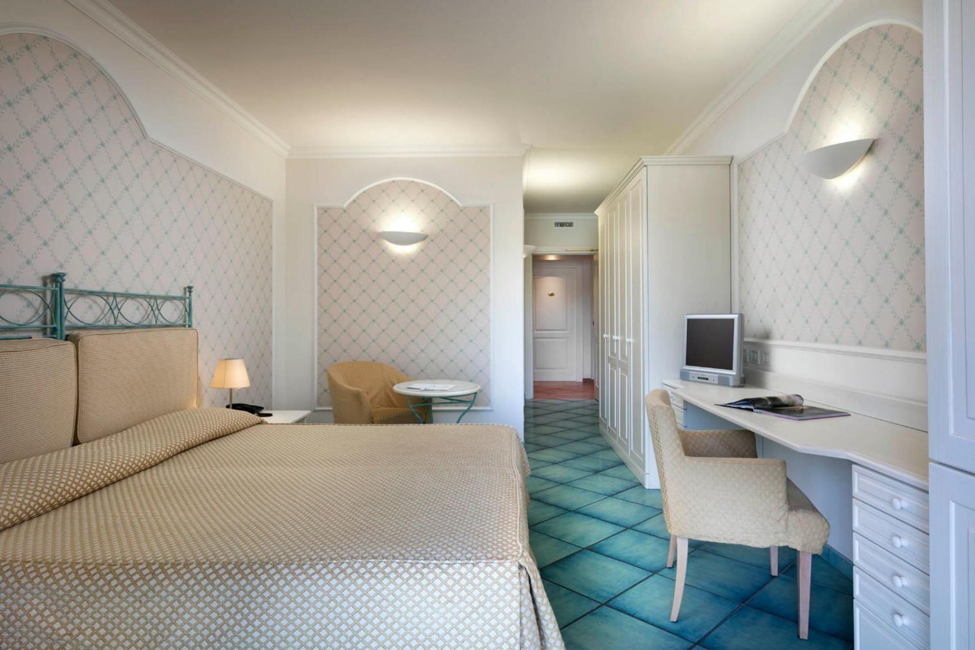 Classic Double or Twin Room