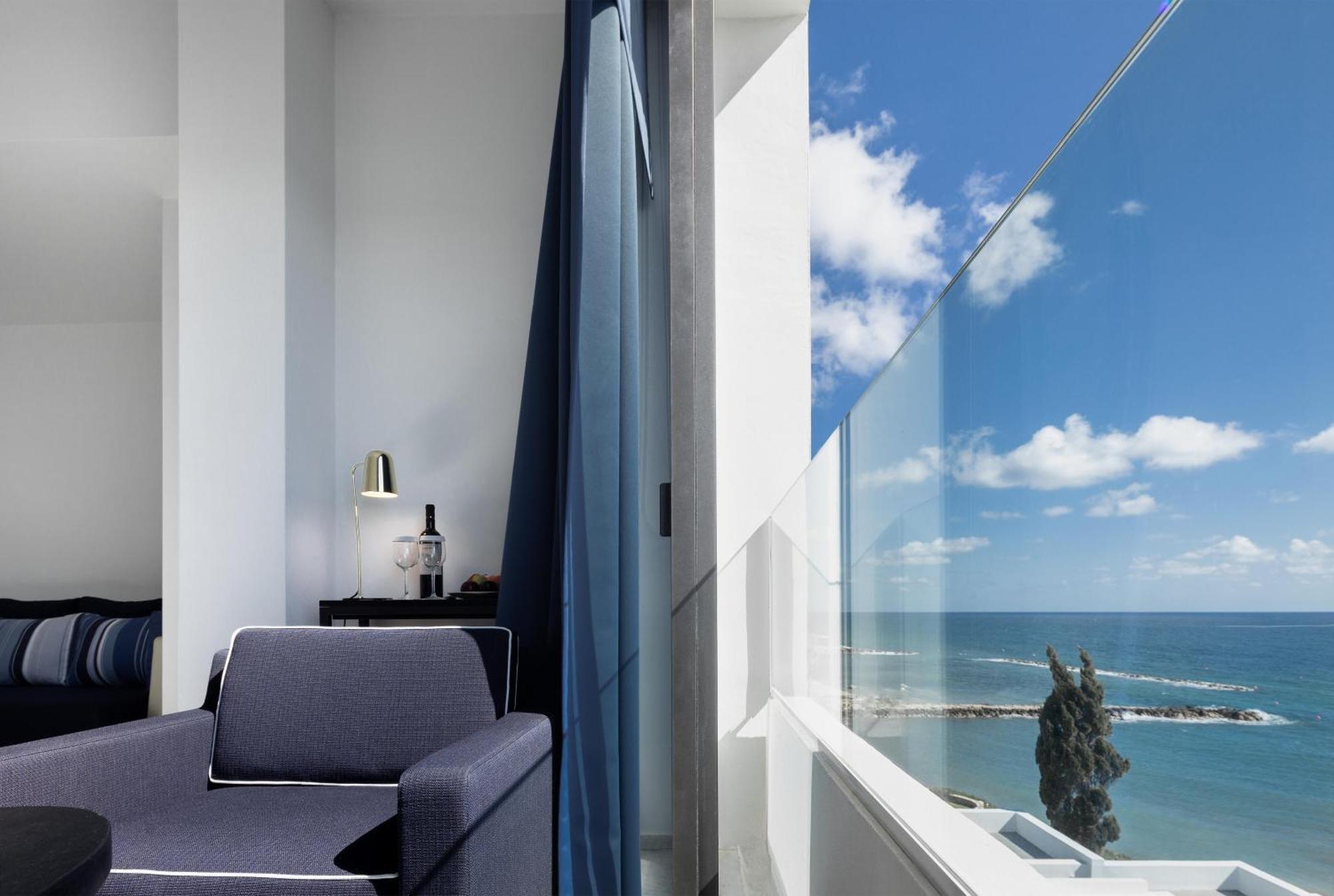 Junior Suite with Sea View