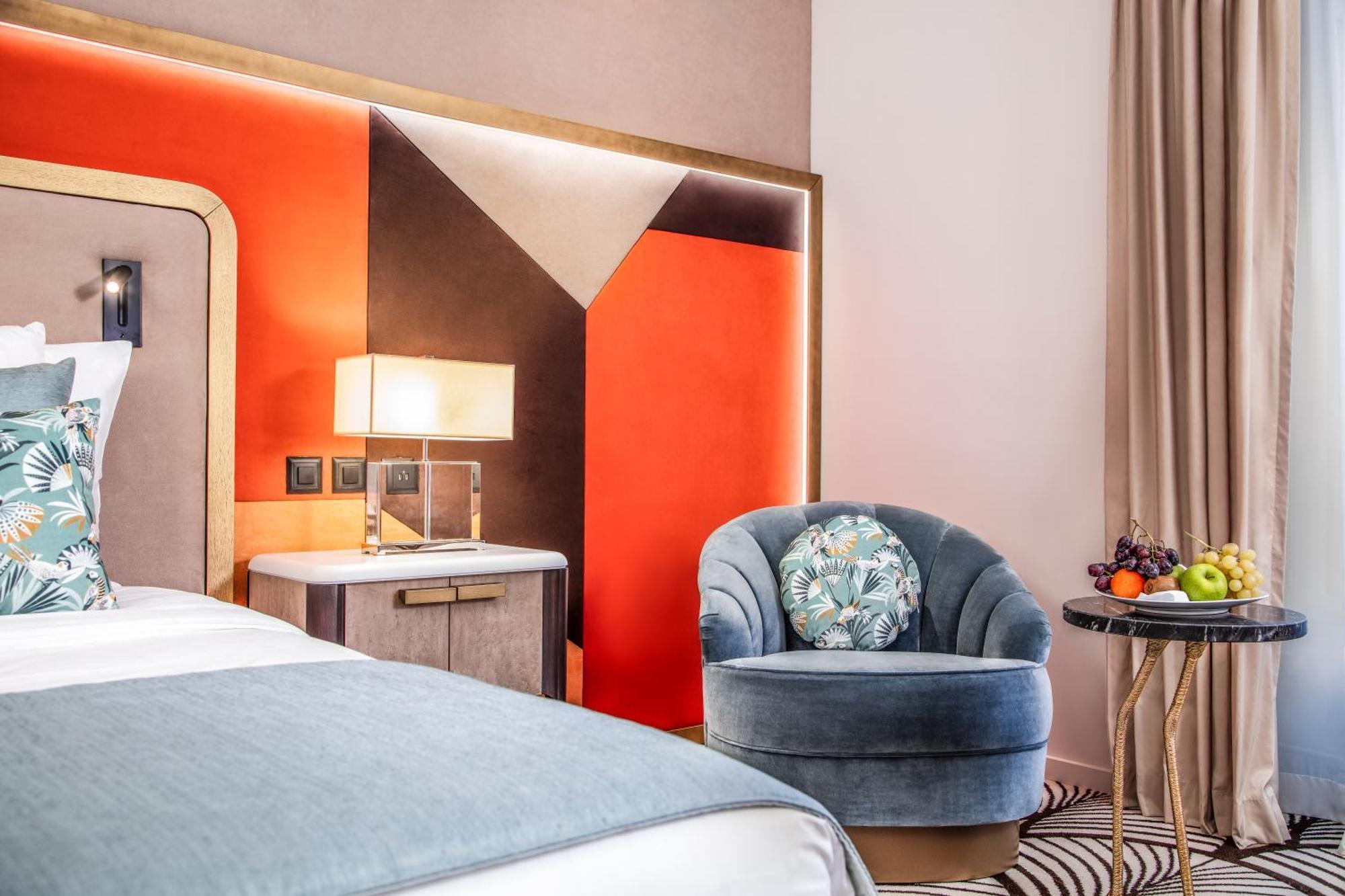 Unique Renovated Classic room 22-24m2