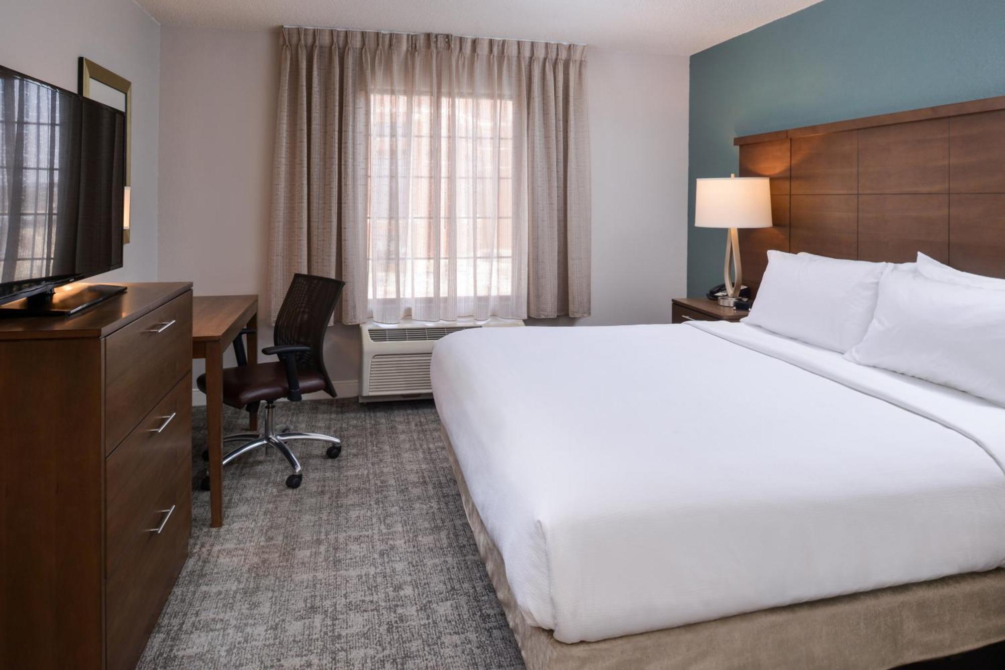 Two-Bedroom Suite,1275439867:JPEG