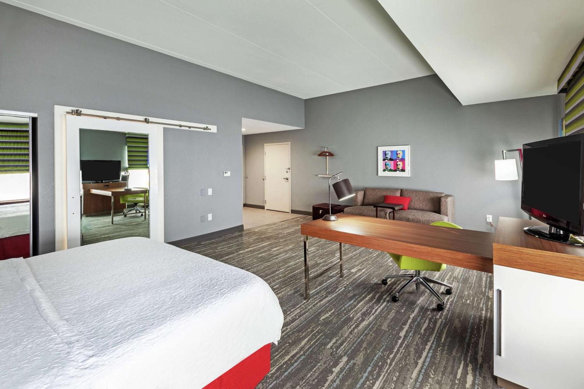 King Studio Suite Non-Smoking