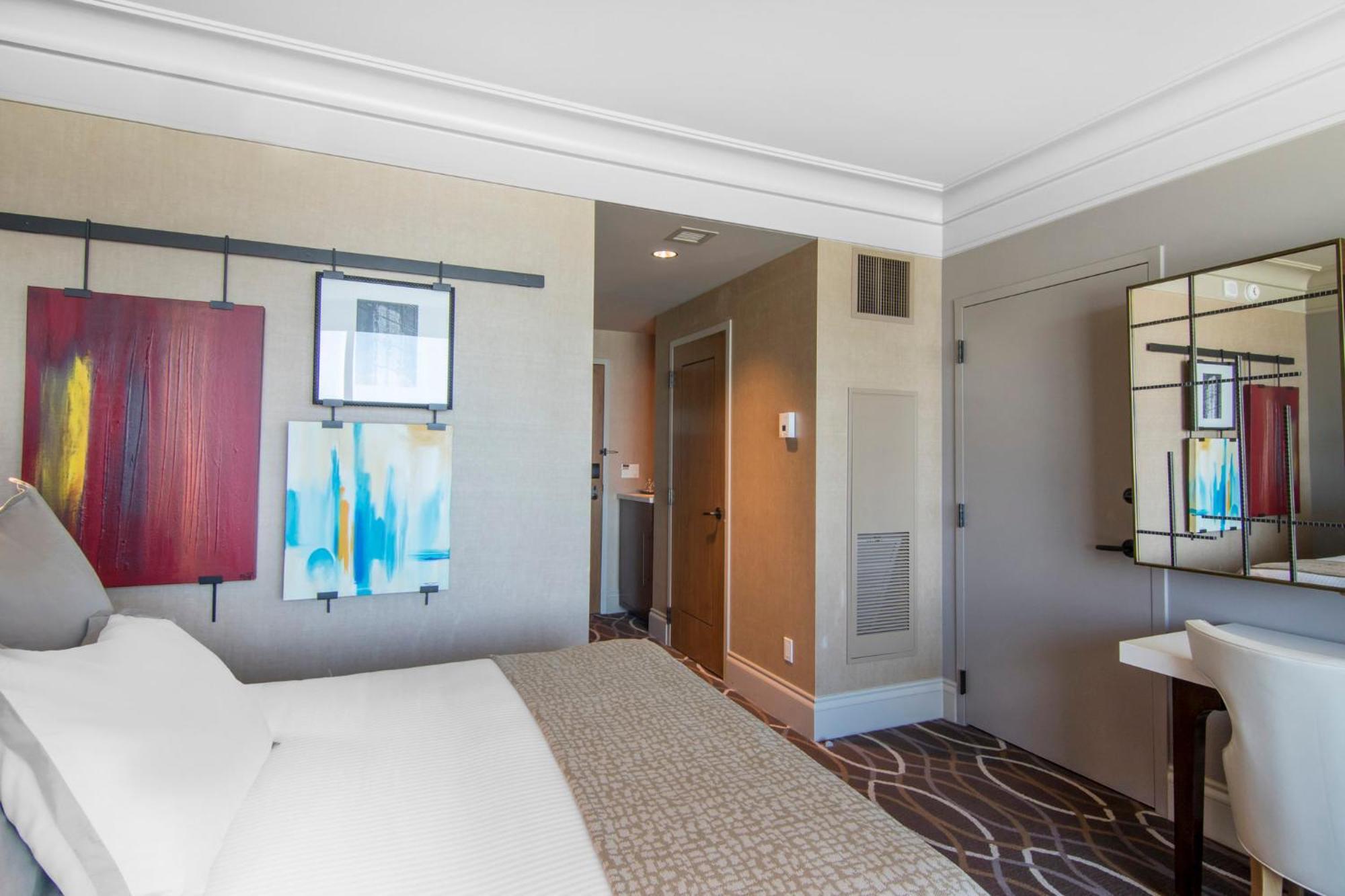 Deluxe Queen Room Two Queen Beds