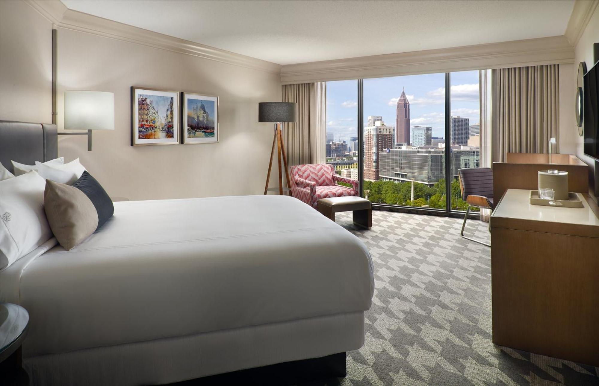 Premier Centennial Olympic Park View Room 1 King Bed