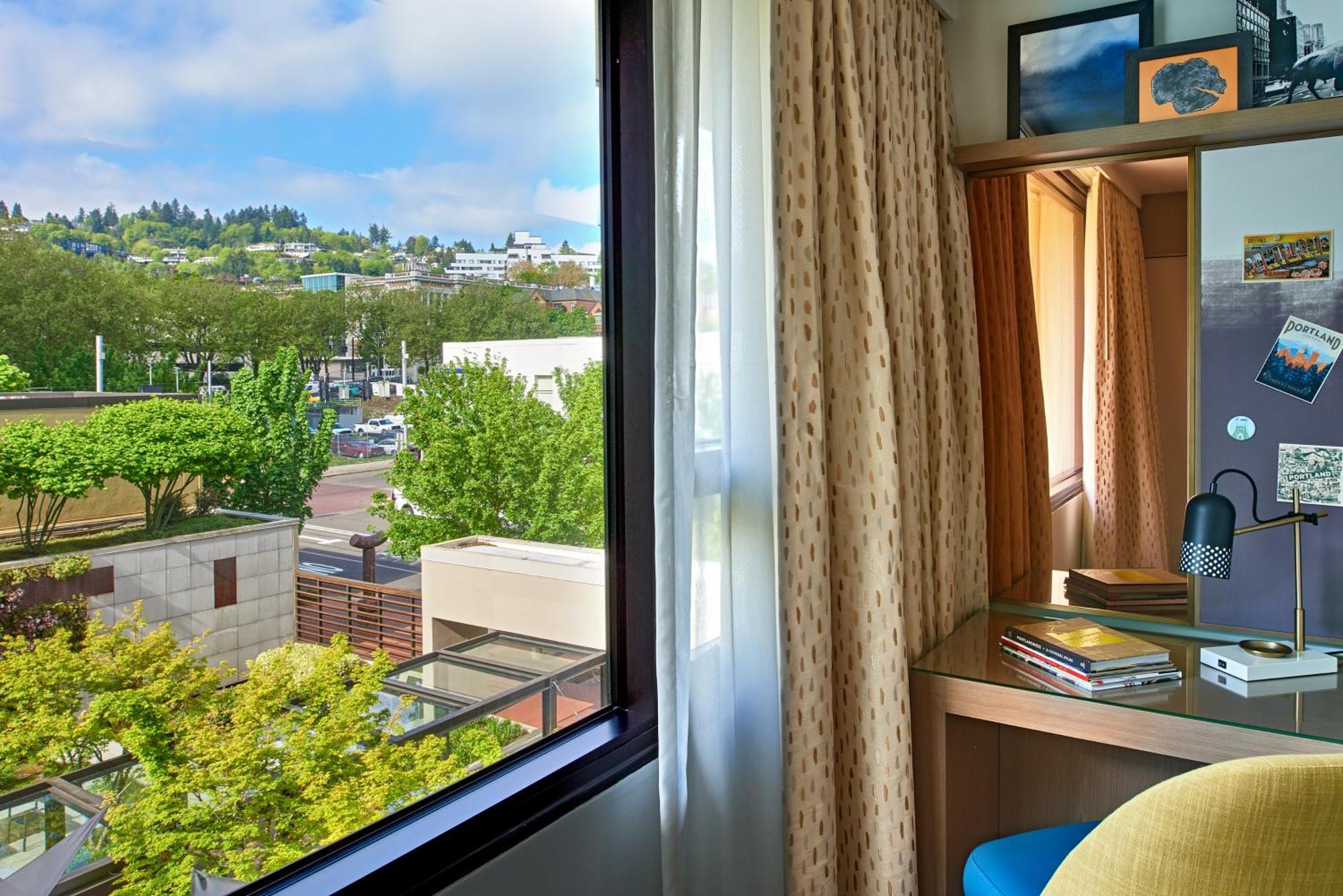 King Room Garden View