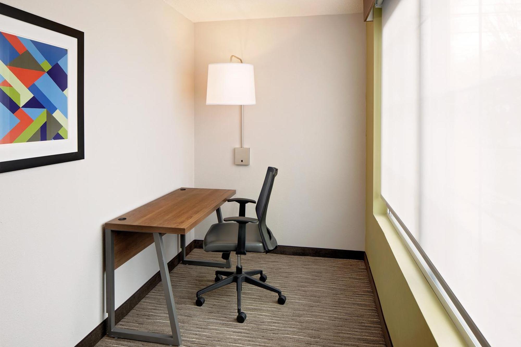 Standard King Room Accessible Tub Mobility Access