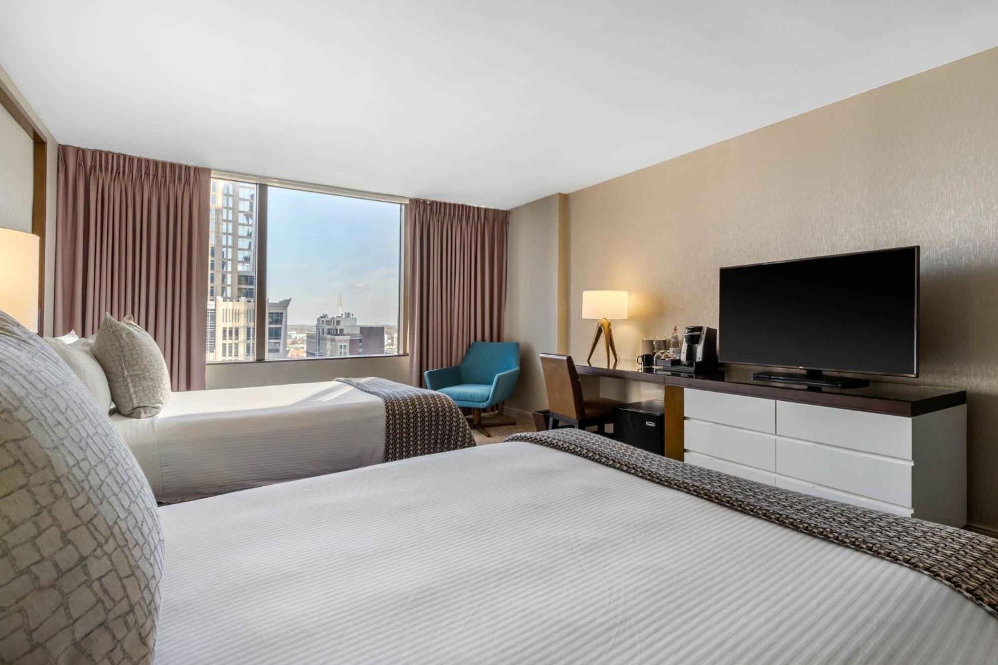 Club Room 2 Queen Beds