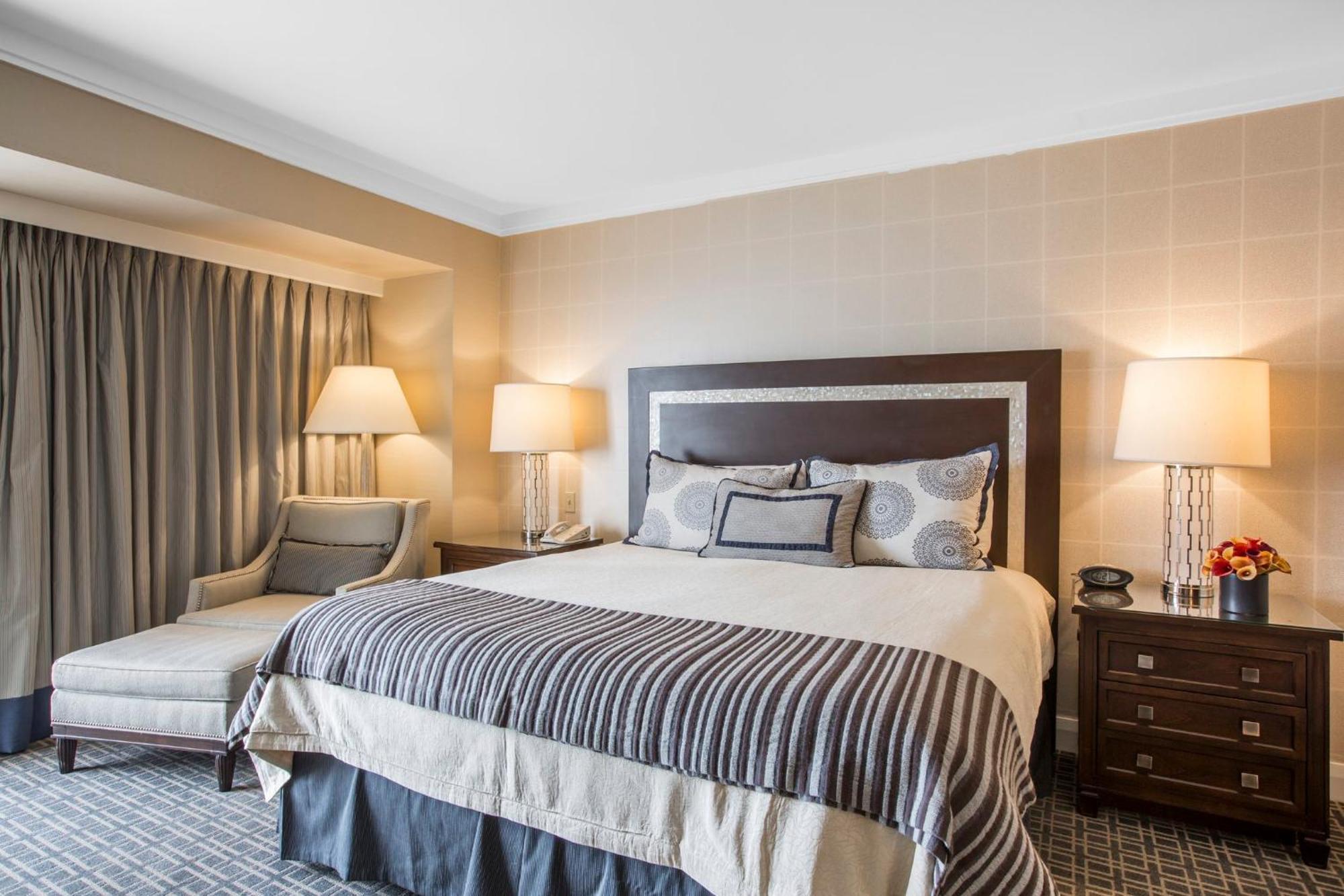 Premier King Room