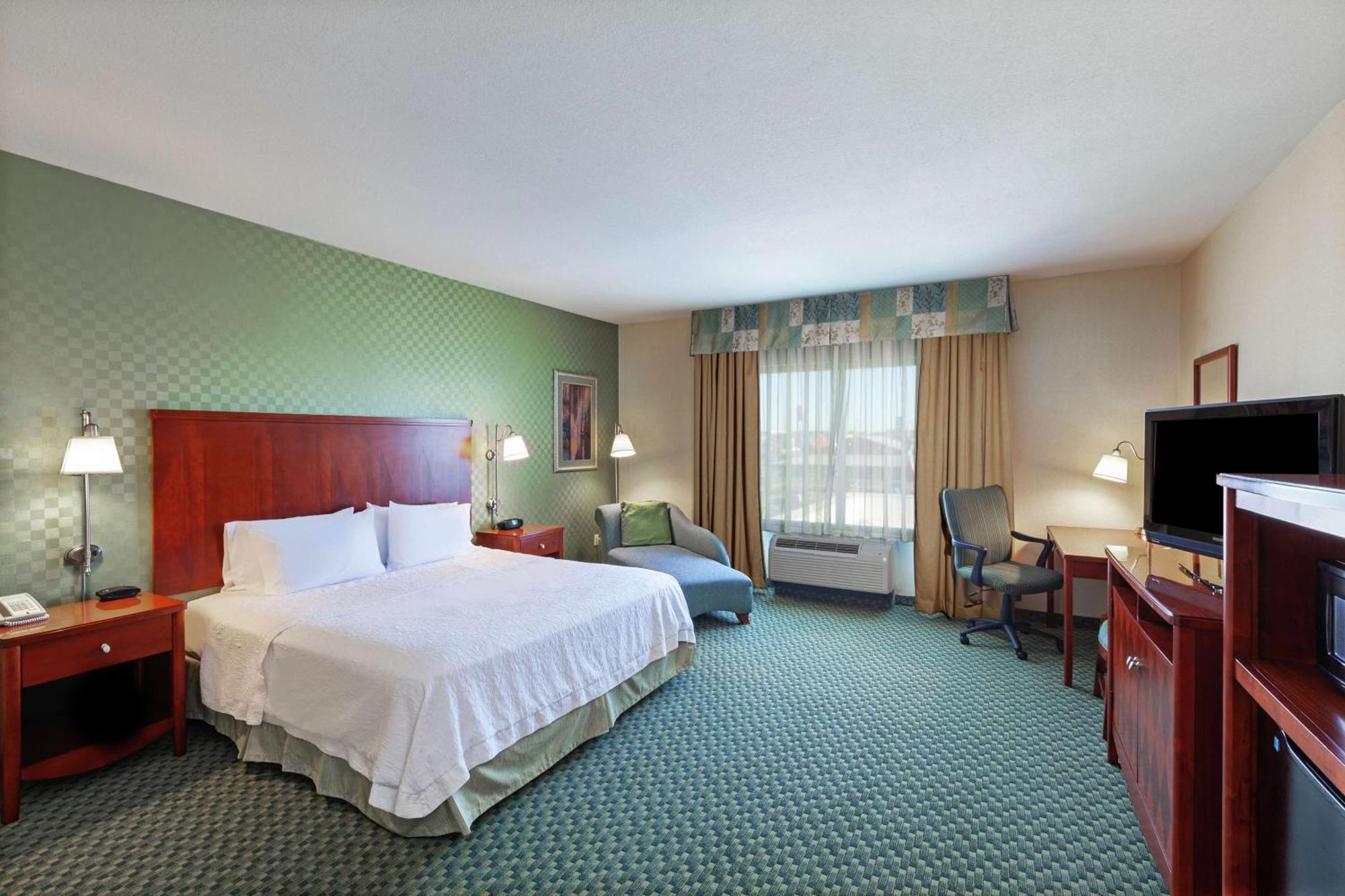 King Room with King Bed - Non-Smoking,1275896602:JPEG