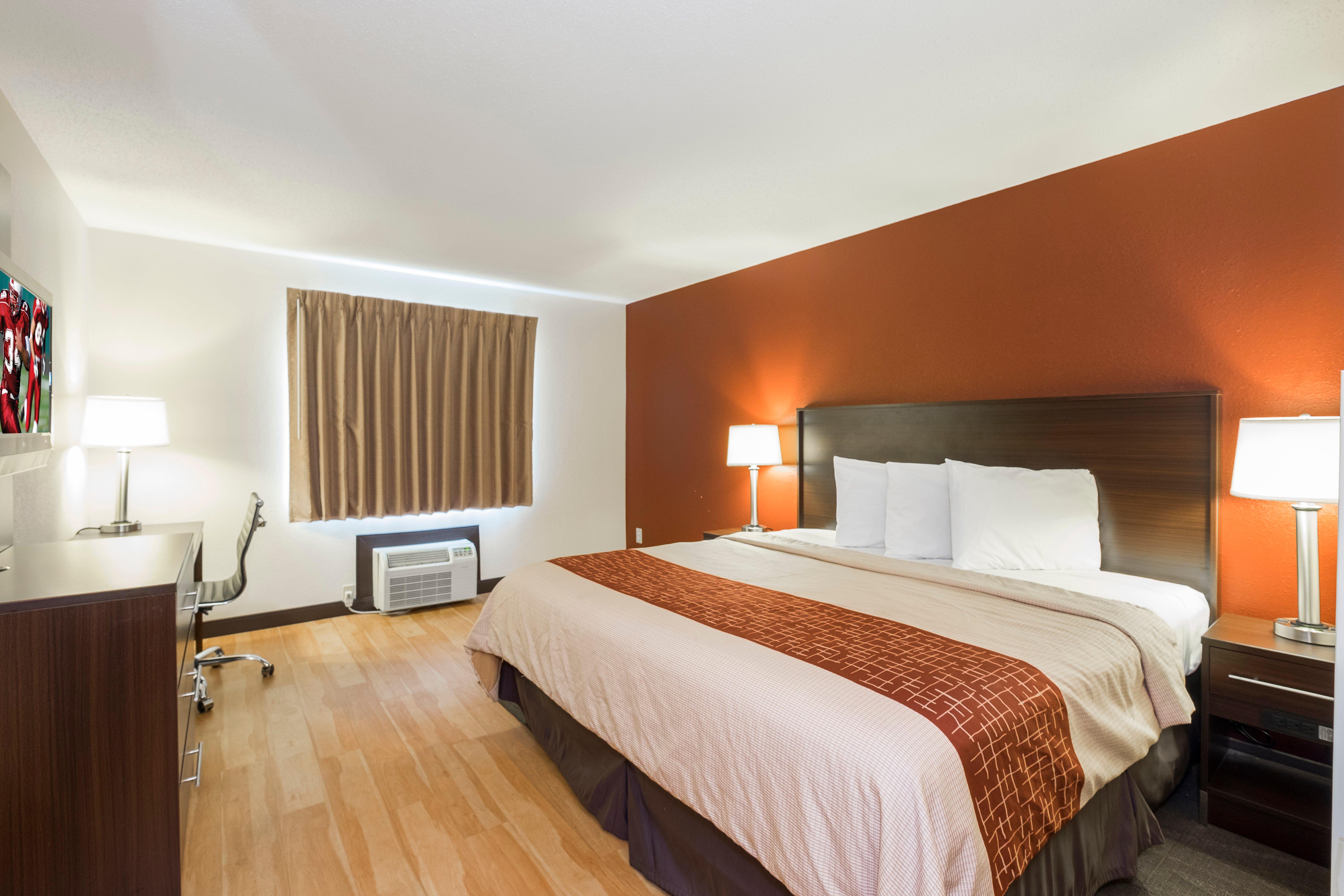Deluxe King Room