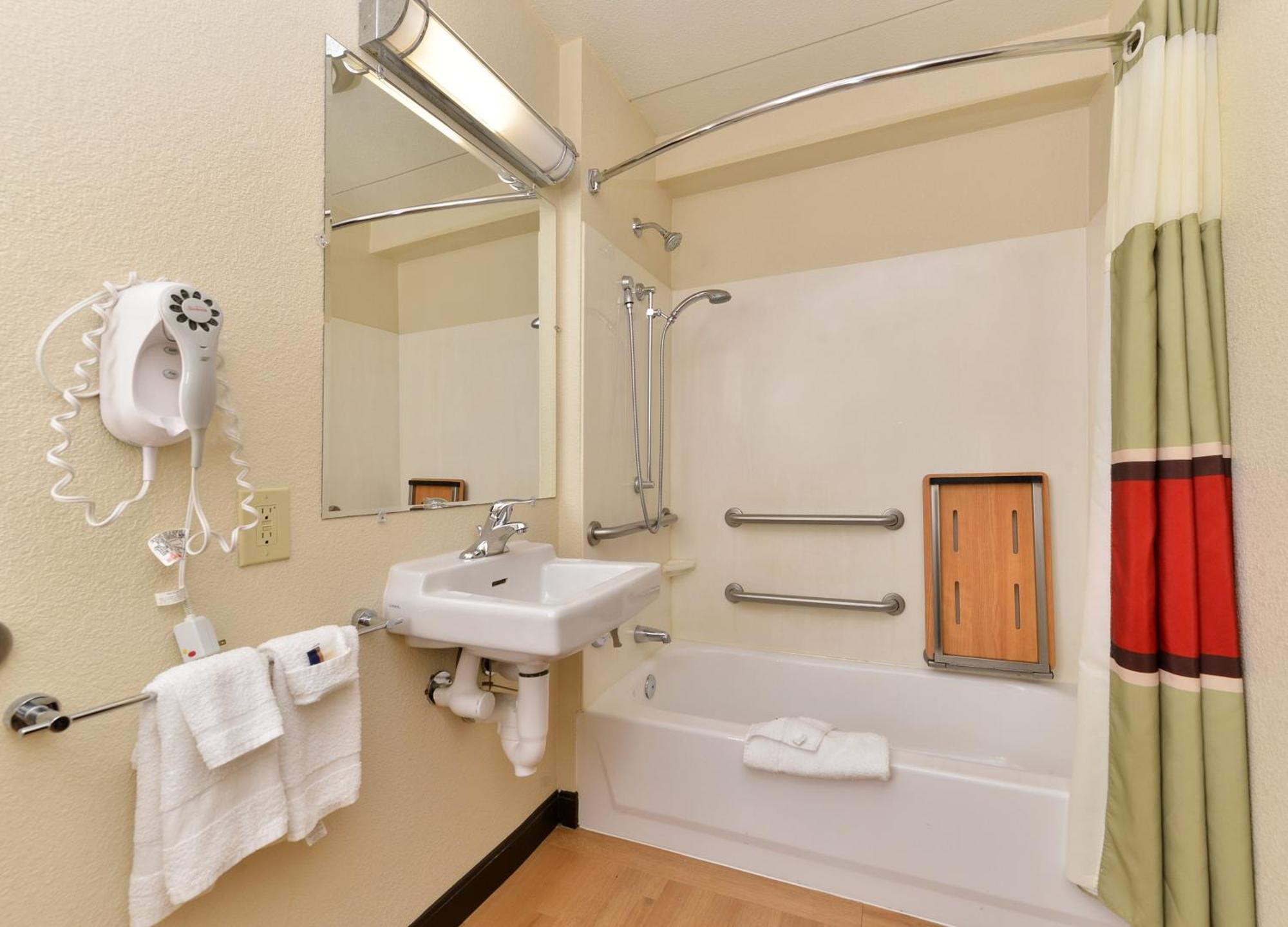 Standard King Room Disability Access Smoke