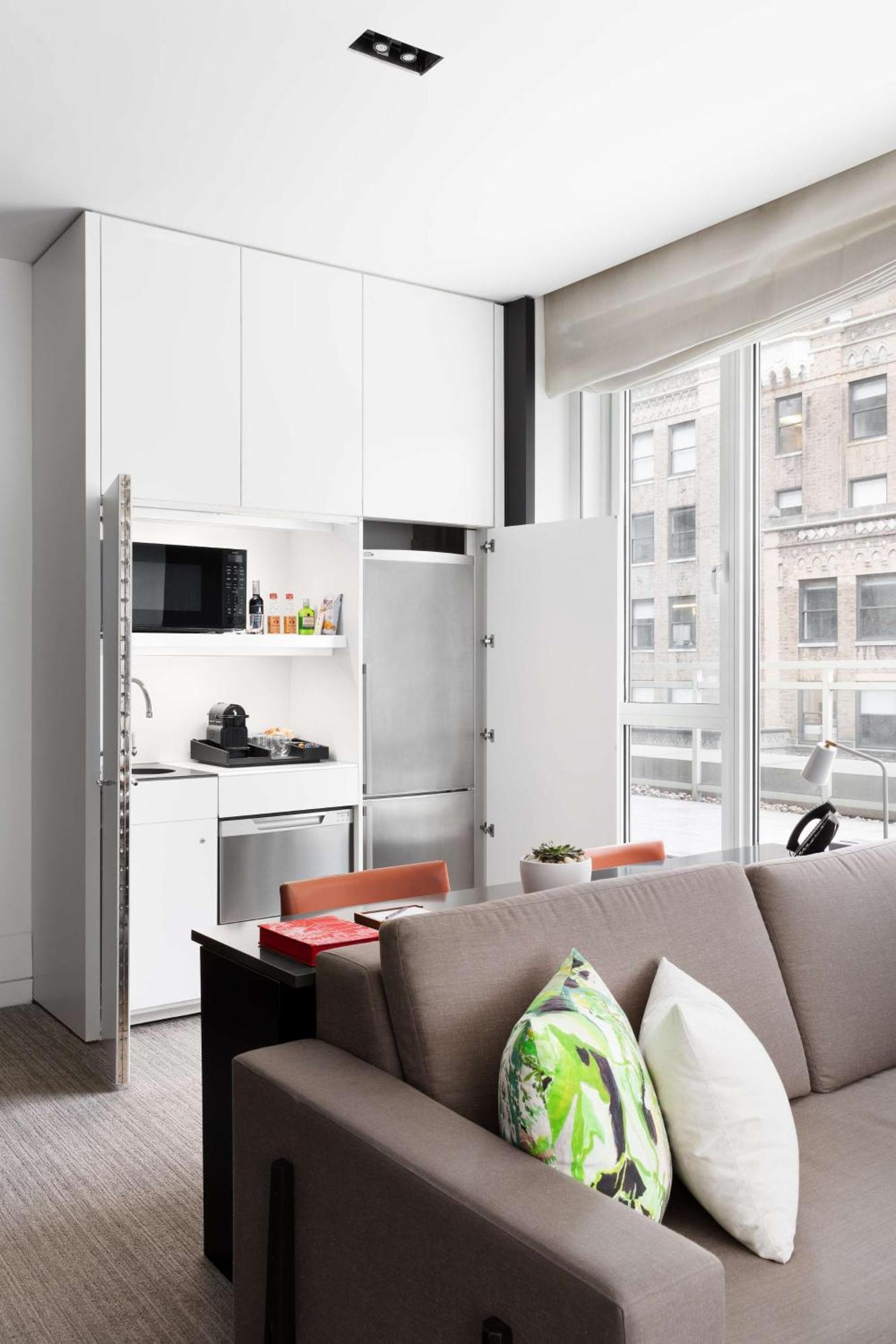 Andaz Suite,1765323888:JPEG